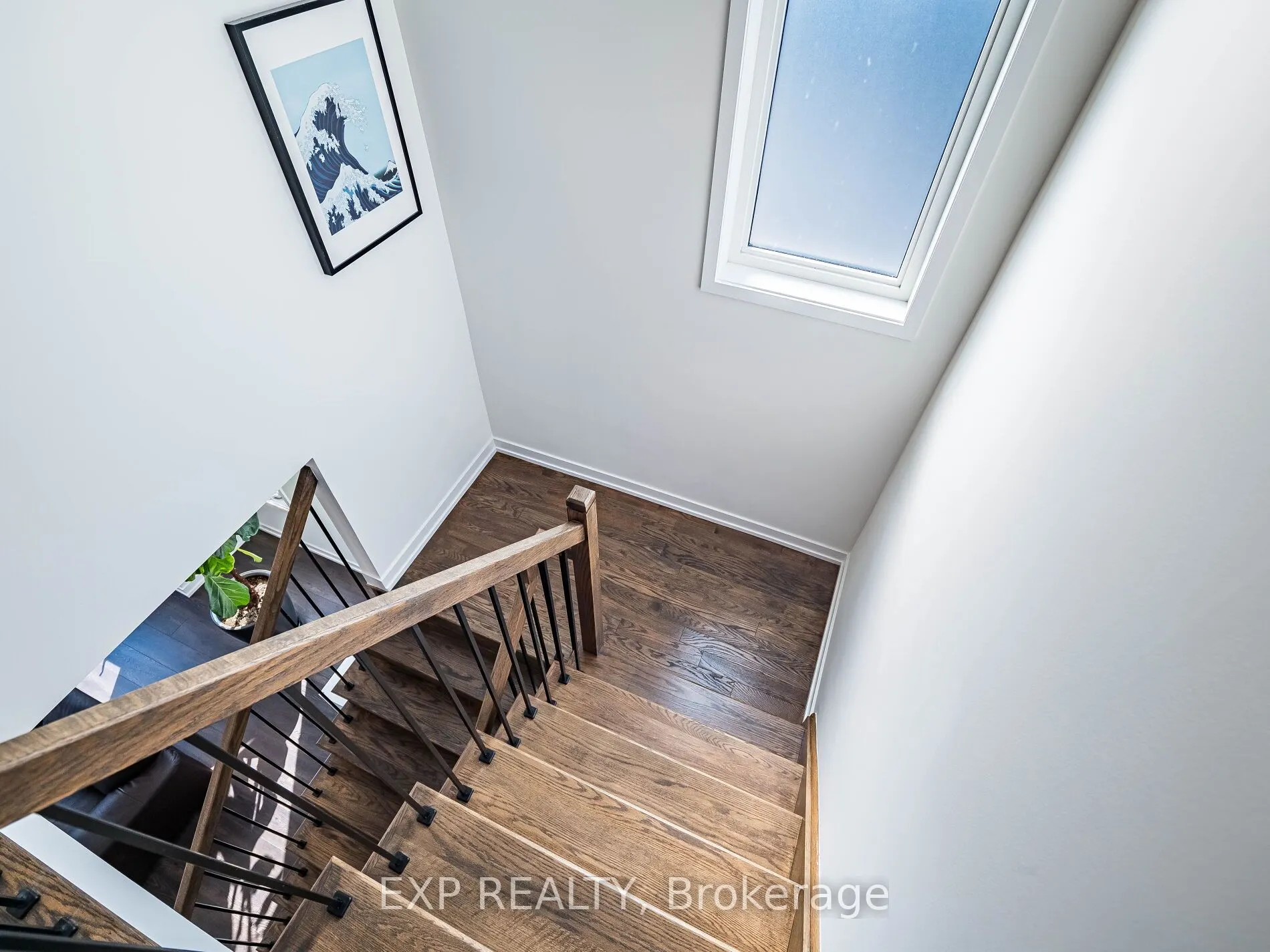 3128 Mintwood Circle