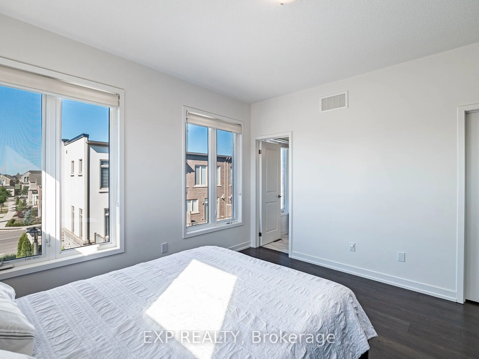 3128 Mintwood Circle