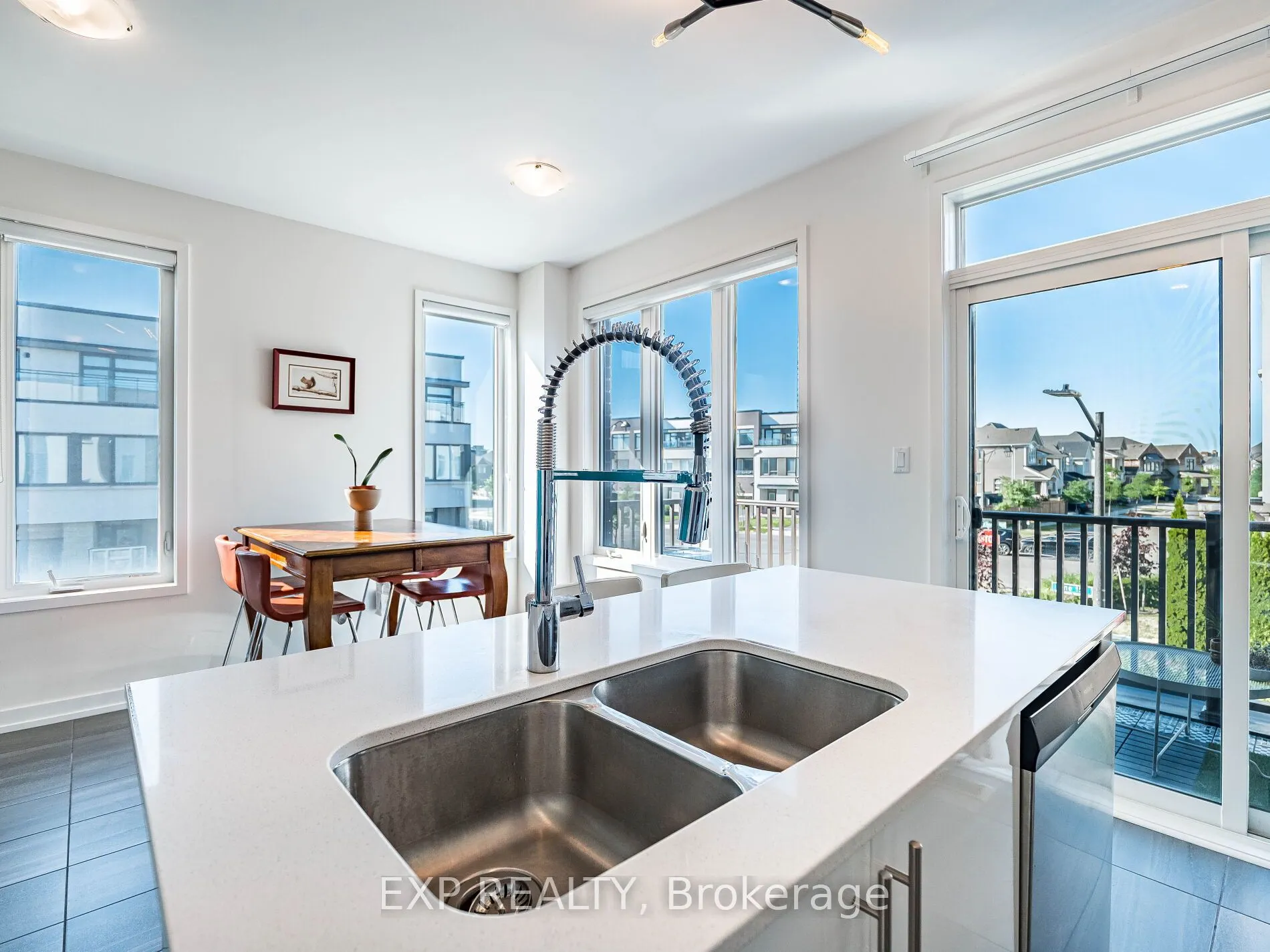 3128 Mintwood Circle