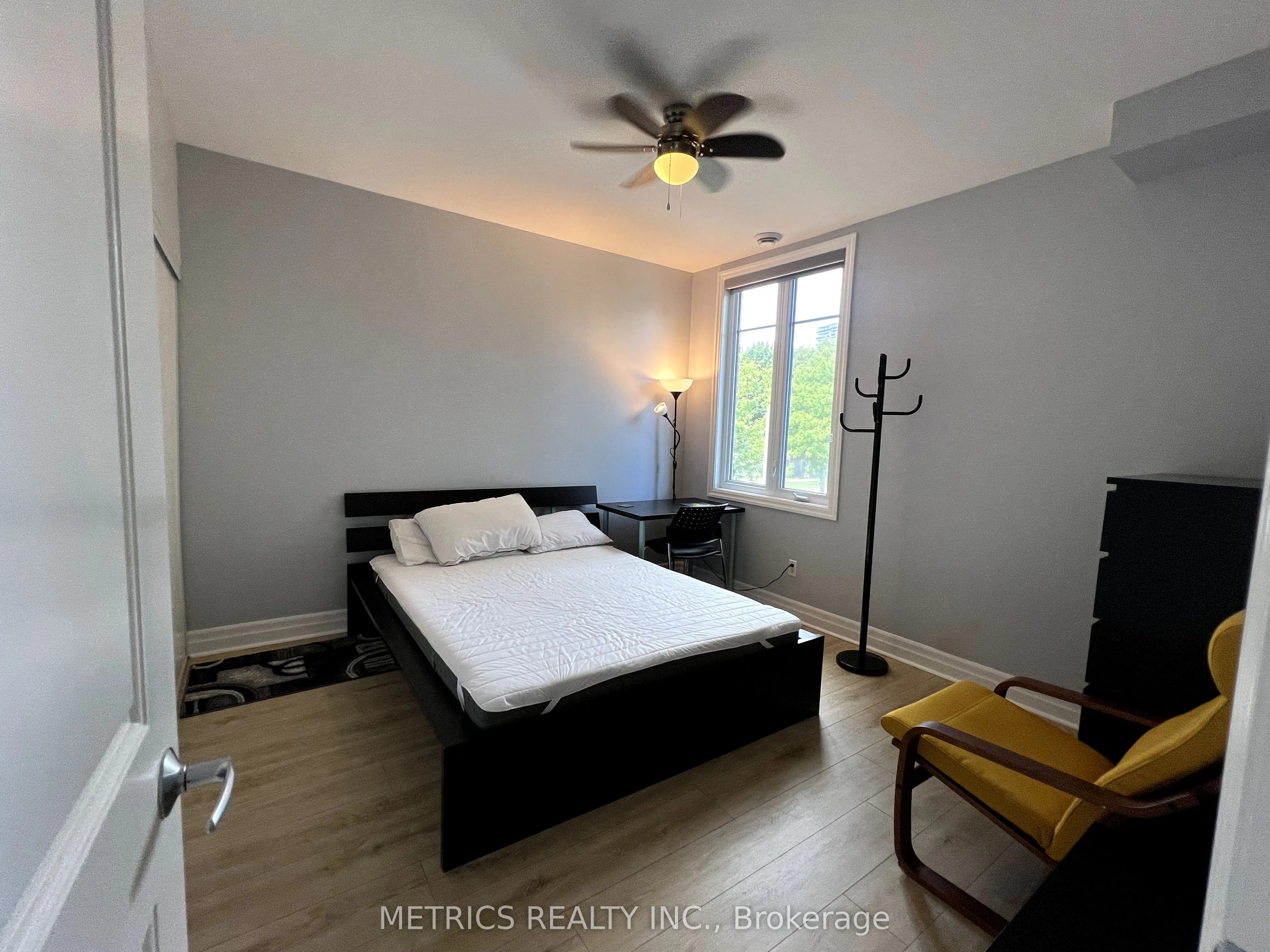 459 Kerr Street, #205