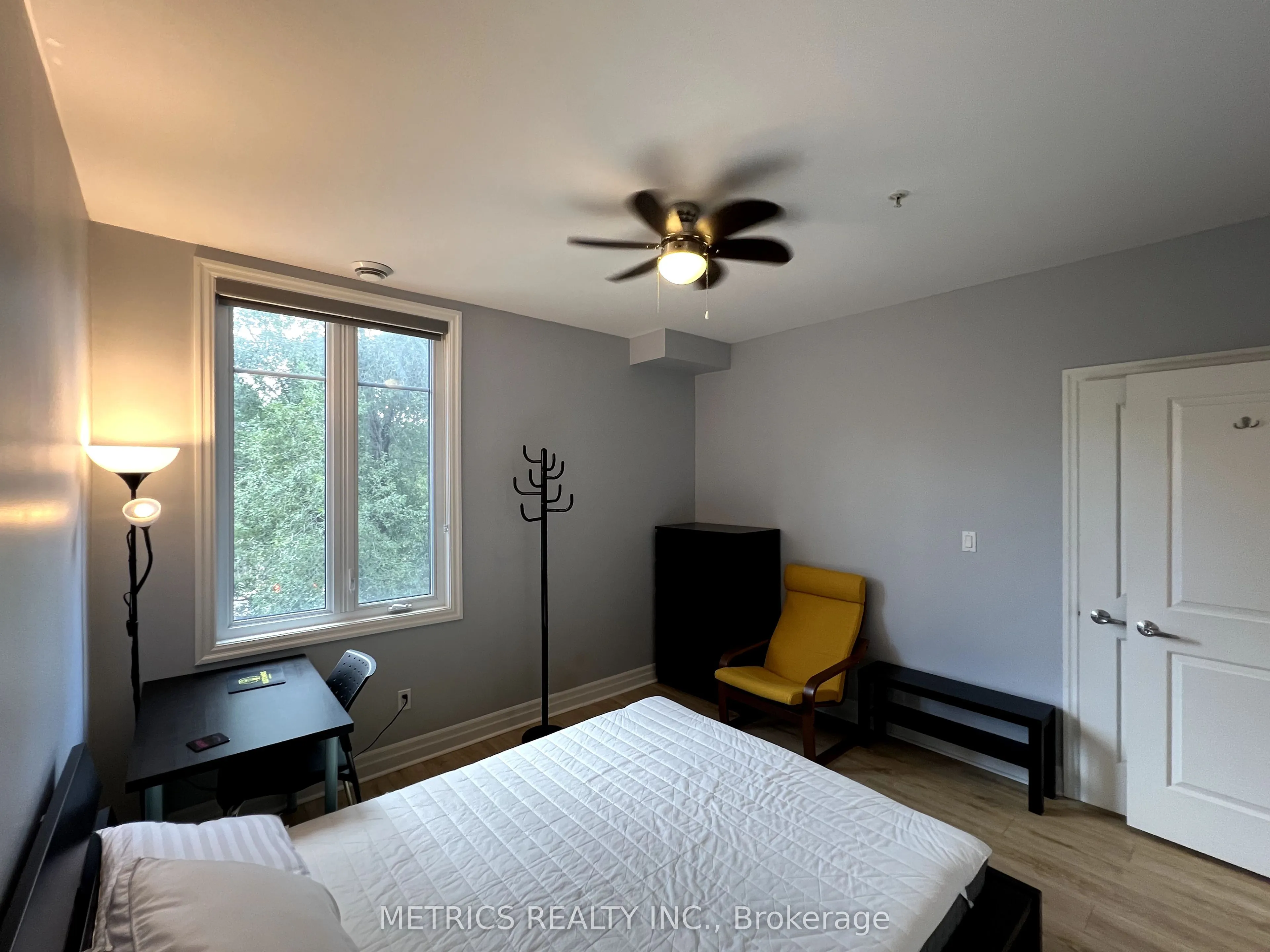 459 Kerr Street, #205