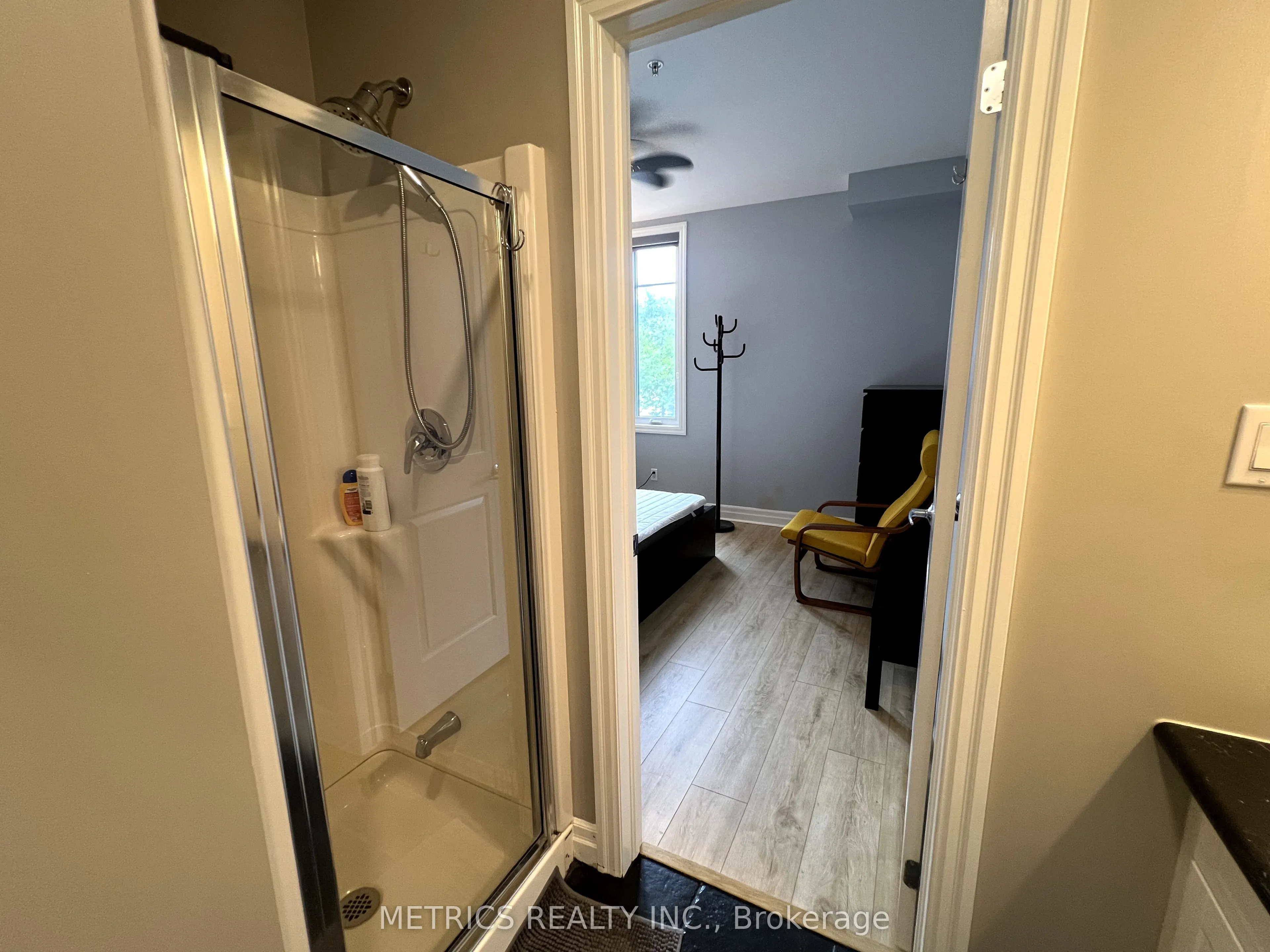 459 Kerr Street, #205