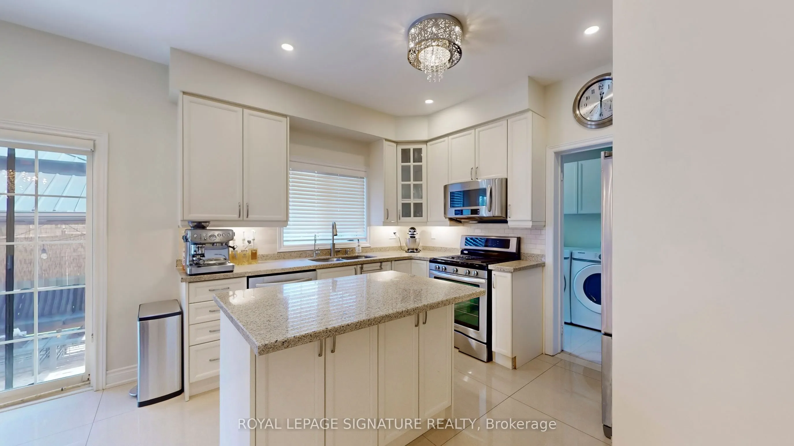 25 Sawston Circle