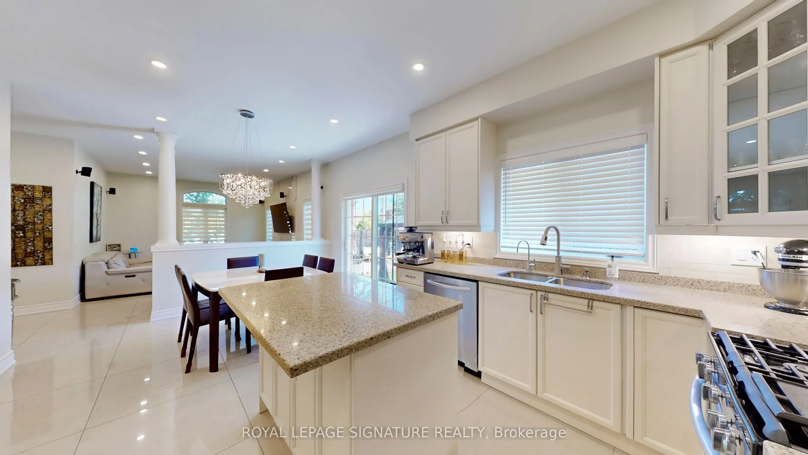 25 Sawston Circle