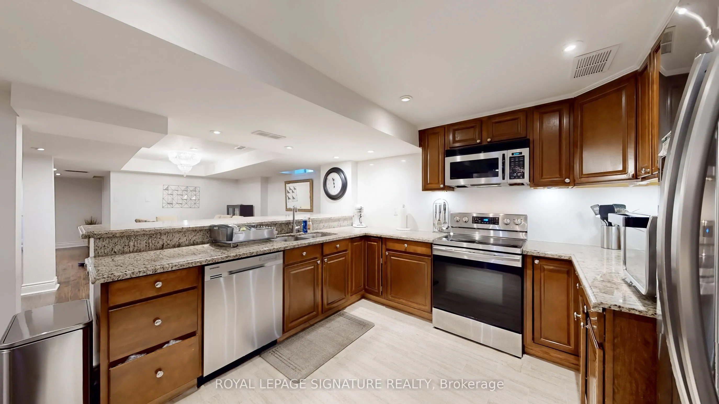 25 Sawston Circle