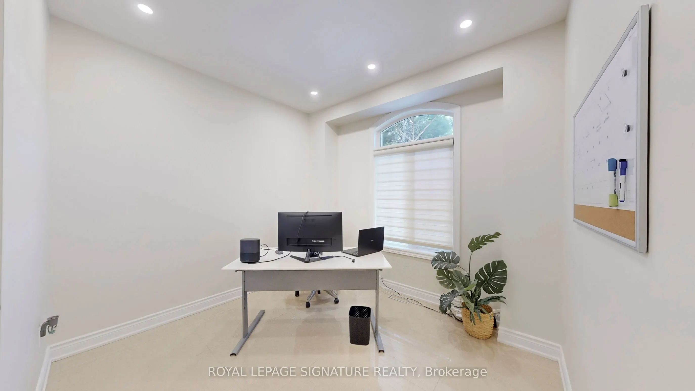 25 Sawston Circle