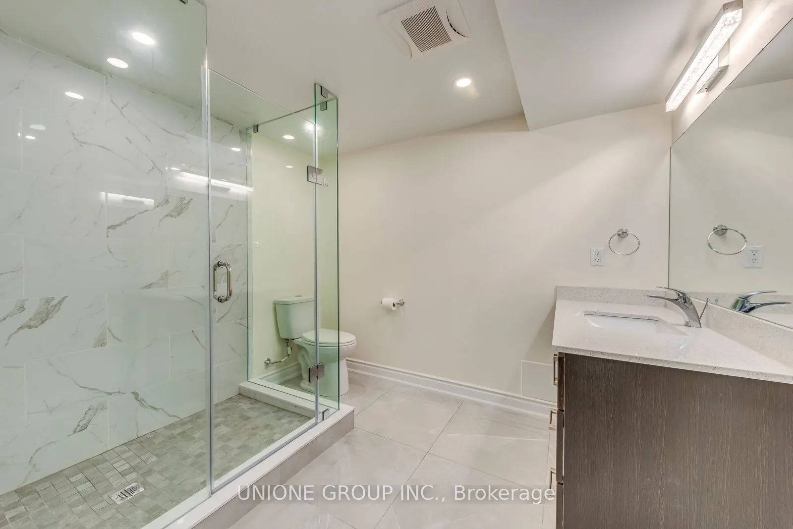 3045 Parsonage Crescent