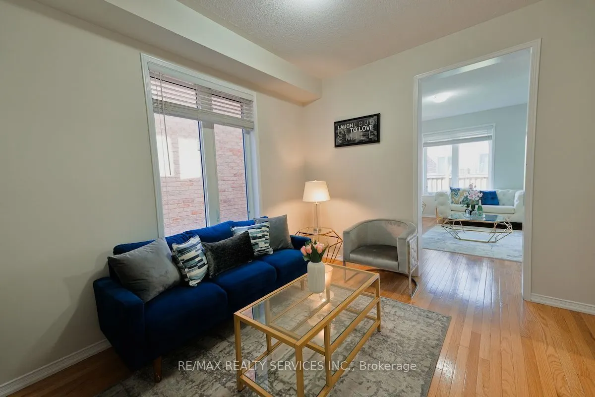 30 Loftsmoor Drive