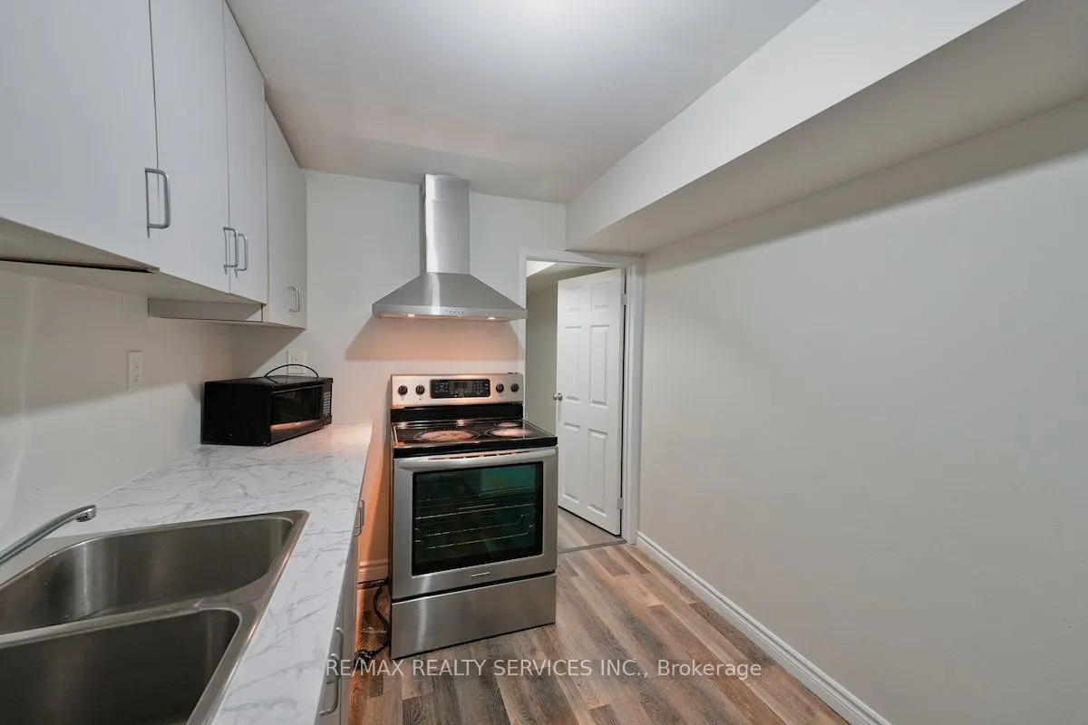 30 Loftsmoor Drive