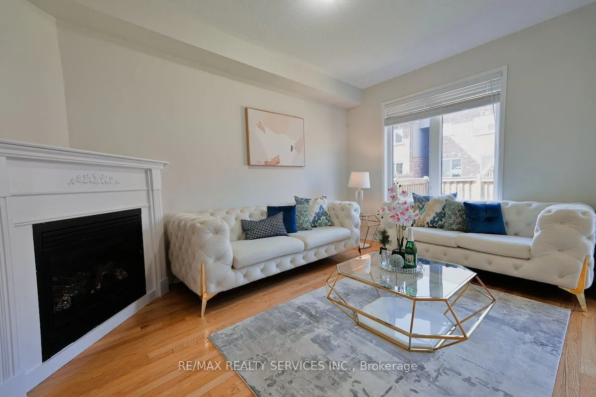 30 Loftsmoor Drive