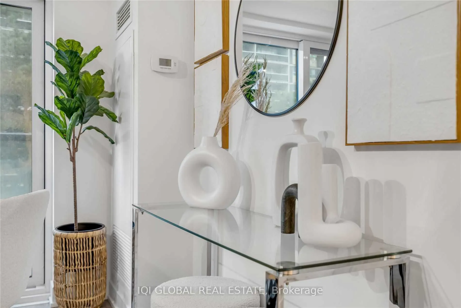 9 Mabelle Avenue, #226