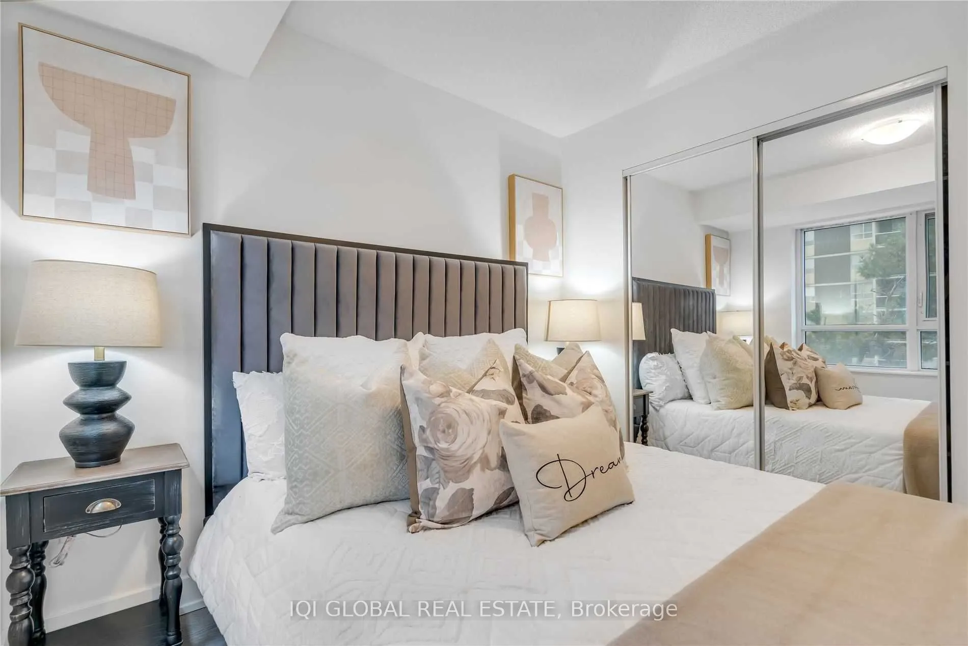 9 Mabelle Avenue, #226