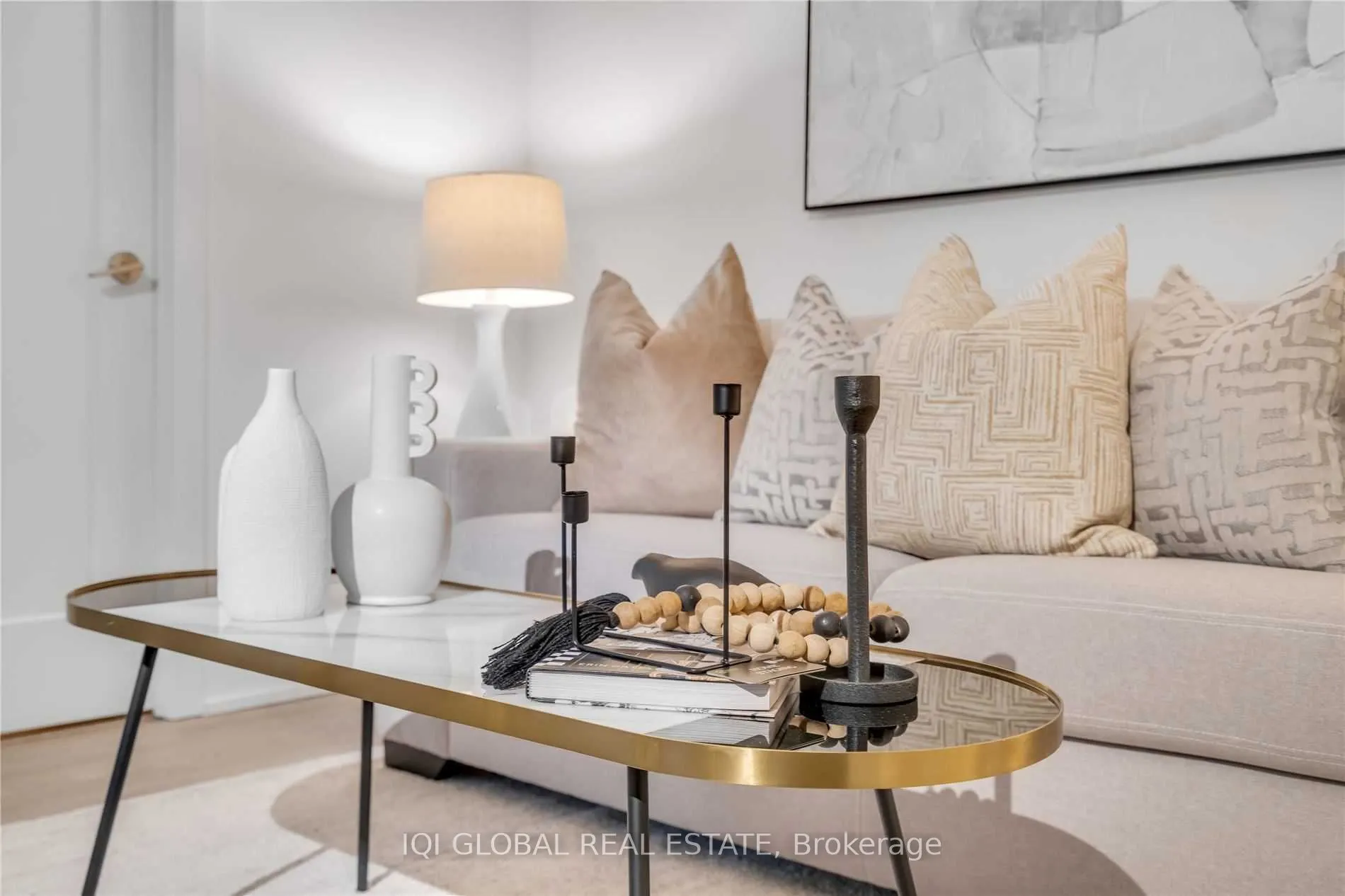 9 Mabelle Avenue, #226