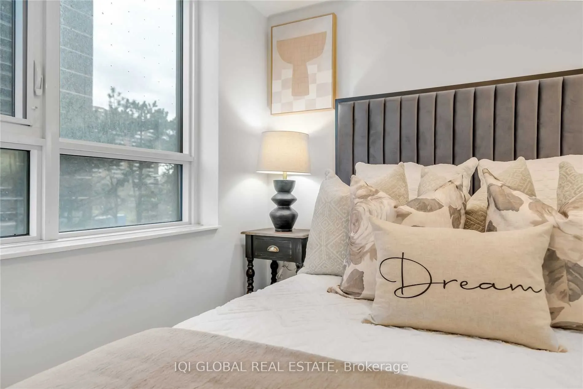 9 Mabelle Avenue, #226