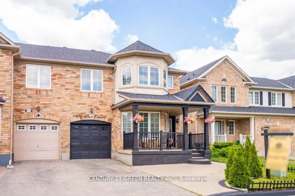 1107 Barr Crescent