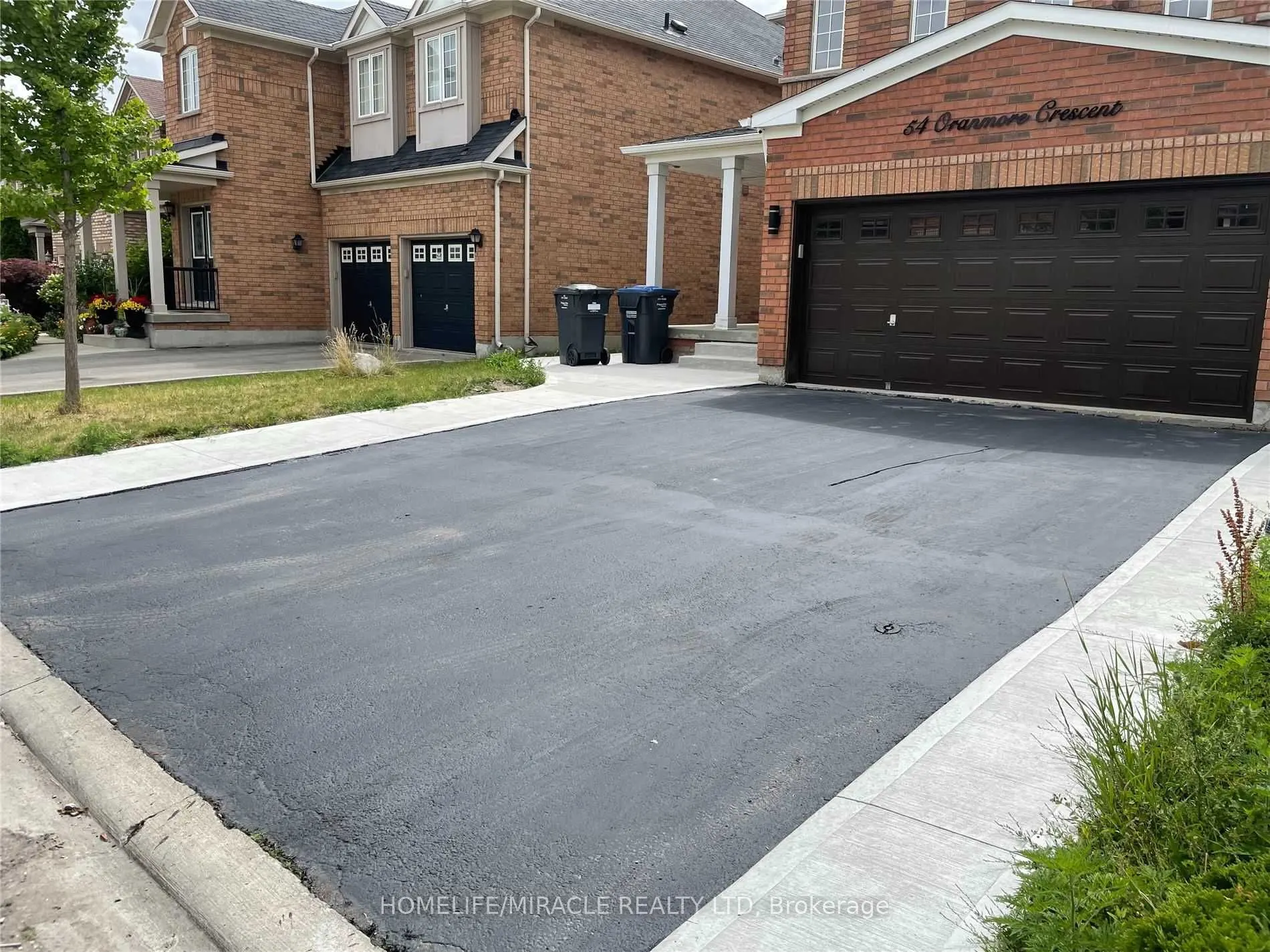 54 Oranmore Crescent