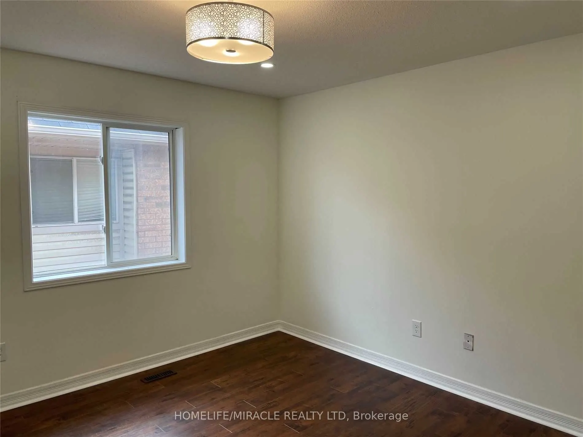 54 Oranmore Crescent