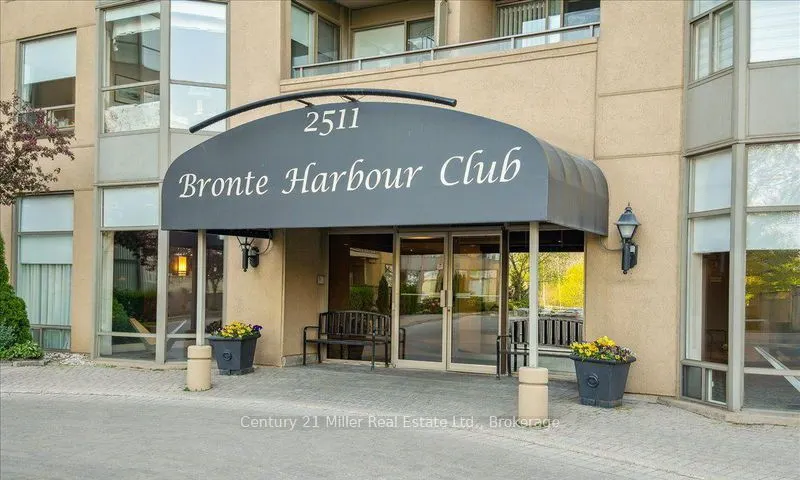 2511 Lakeshore Road W, #319
