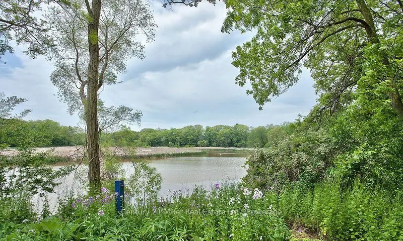 2511 Lakeshore Road W, #319