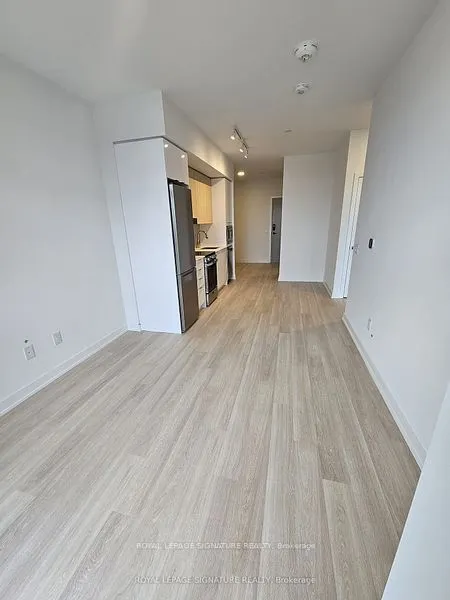 5105 Hurontario Street, #604