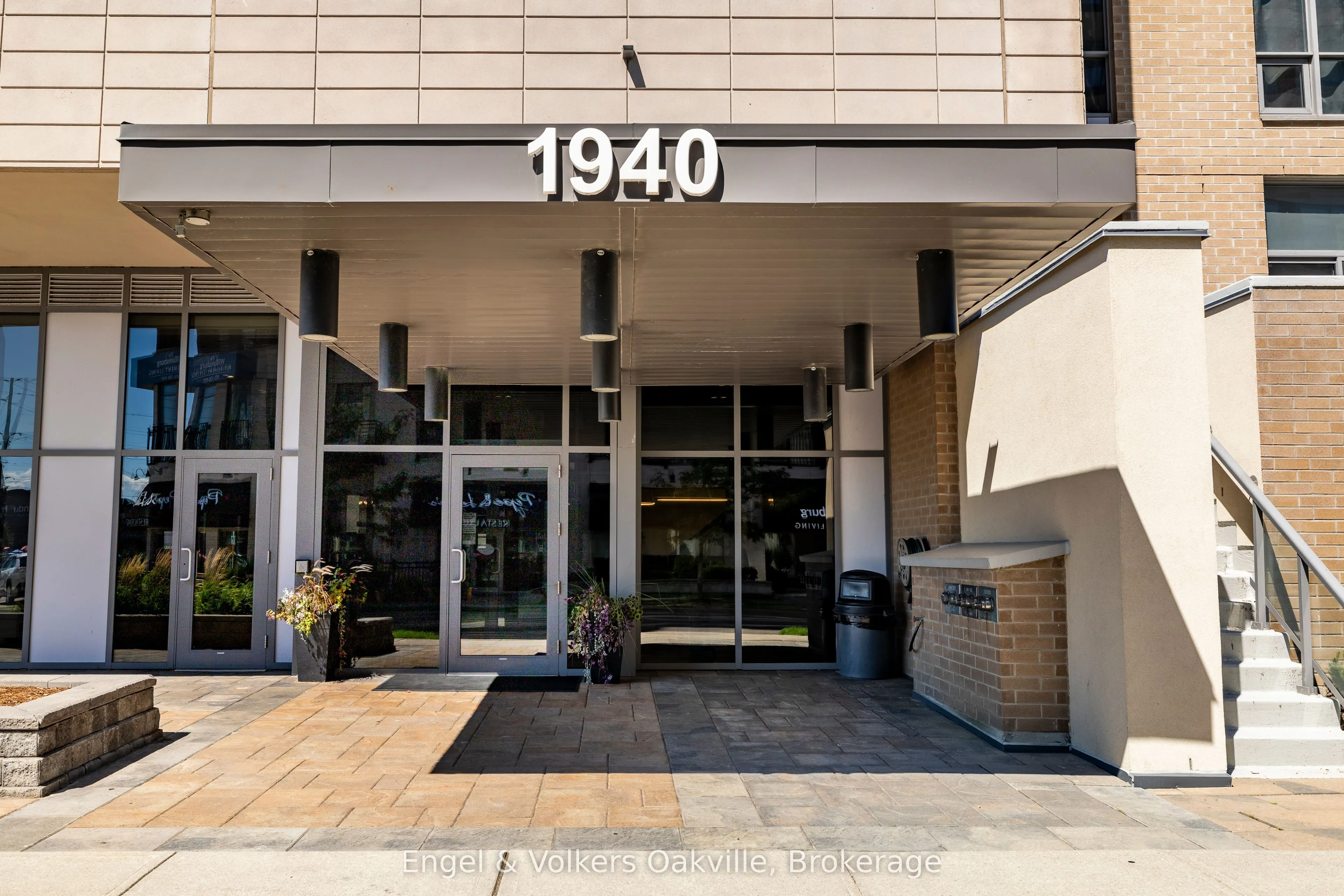 1940 Ironstone Drive, #501