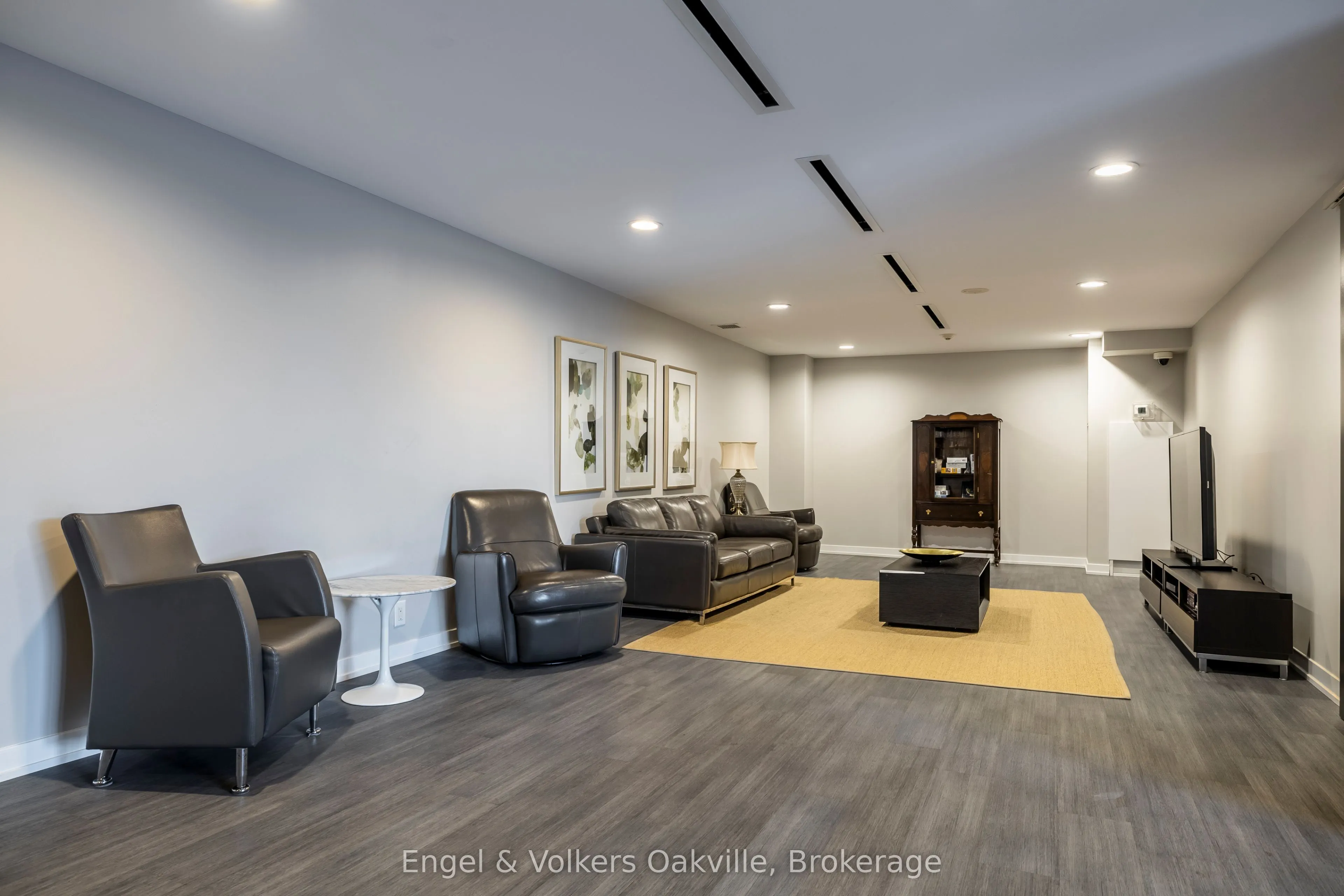 1940 Ironstone Drive, #501