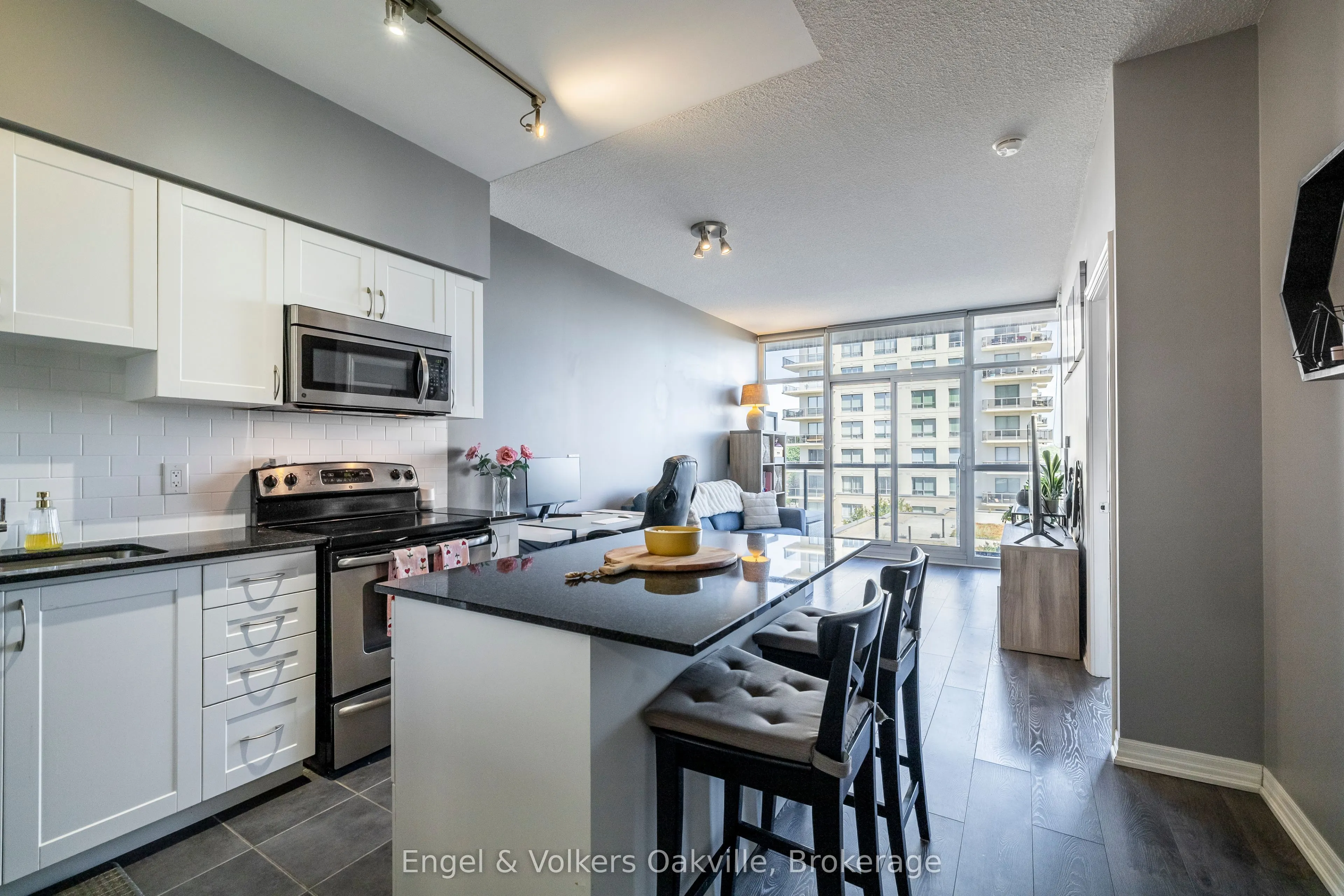 1940 Ironstone Drive, #501