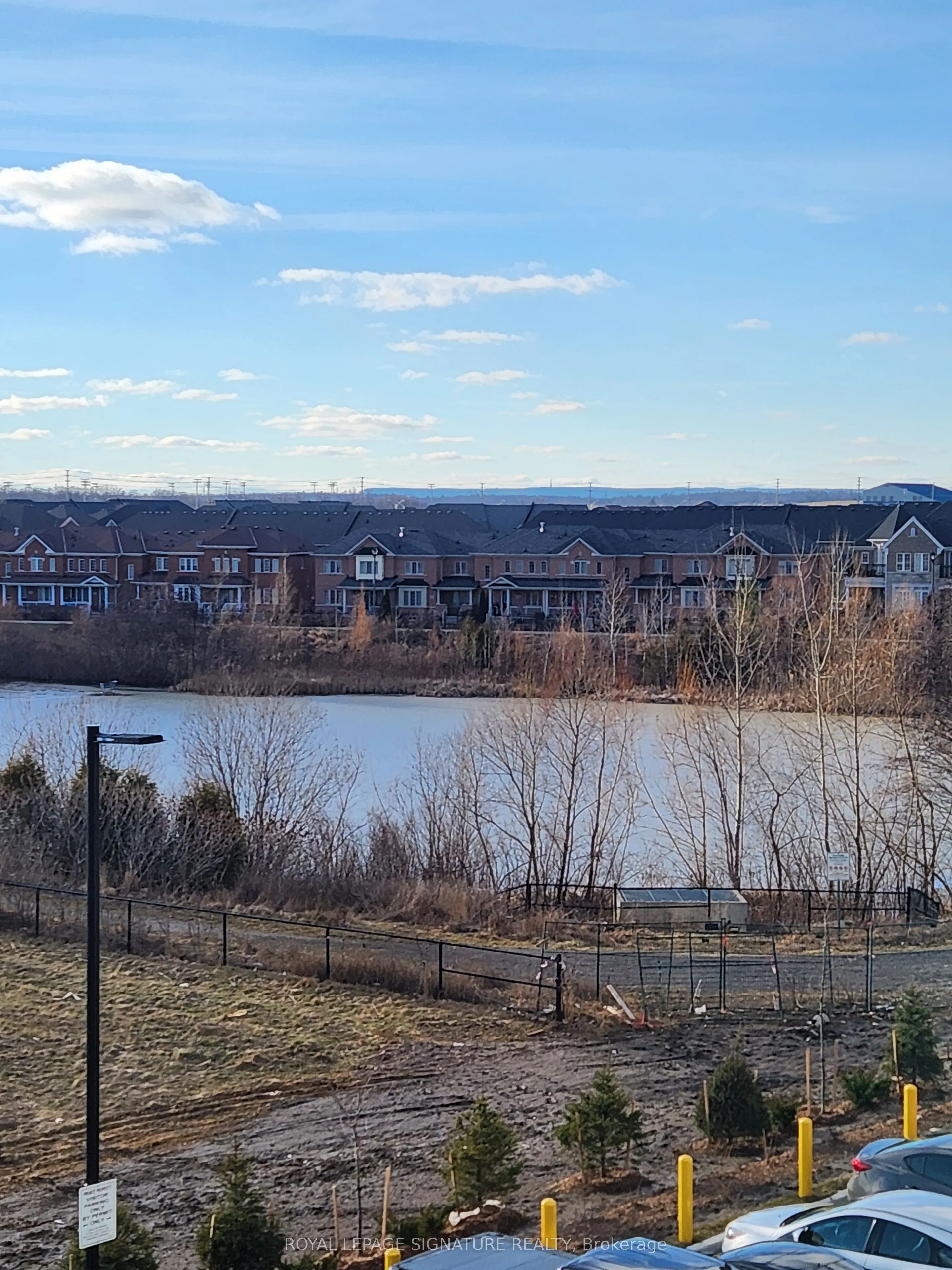 405 Dundas Street, #334