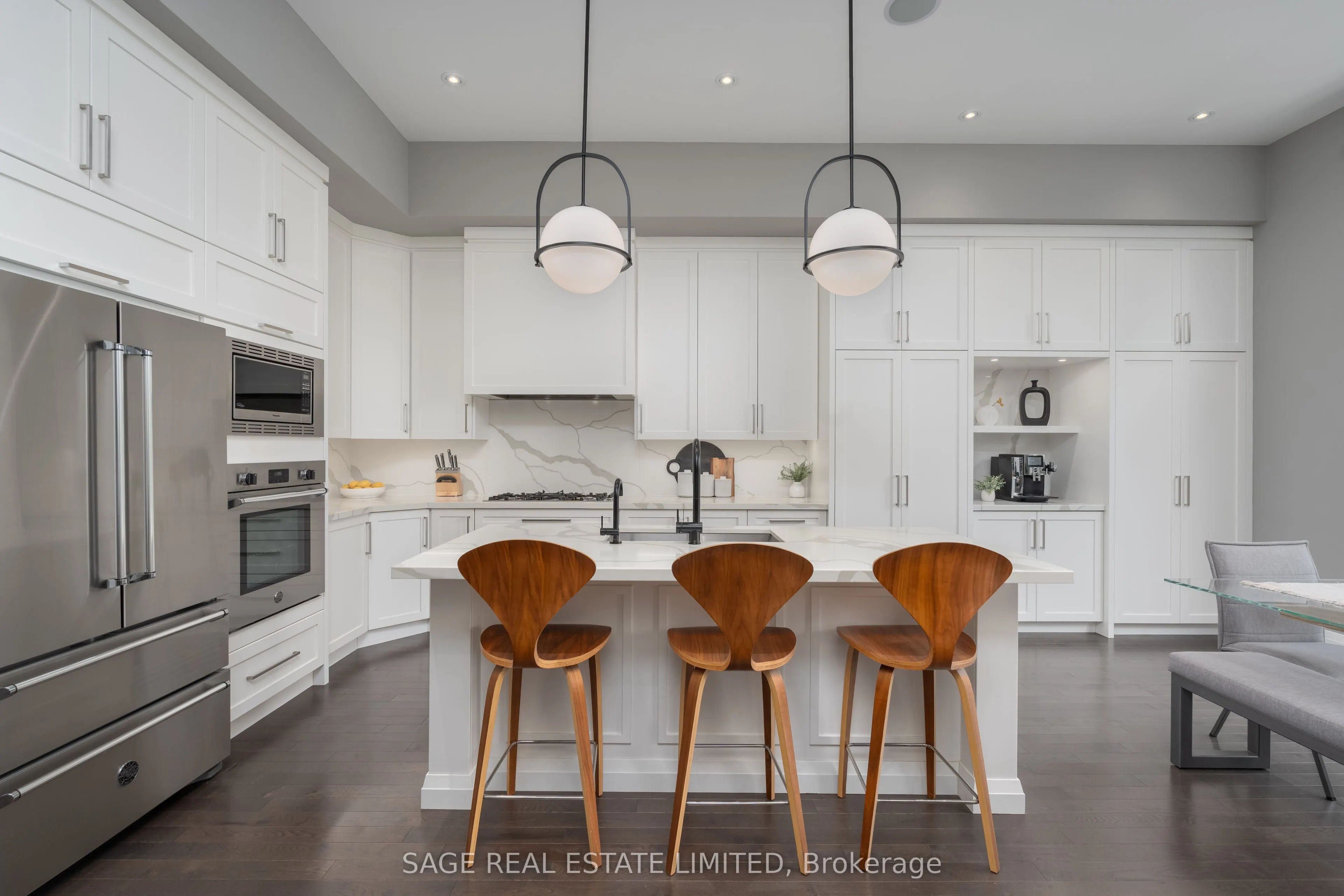 81B Seventeenth Street