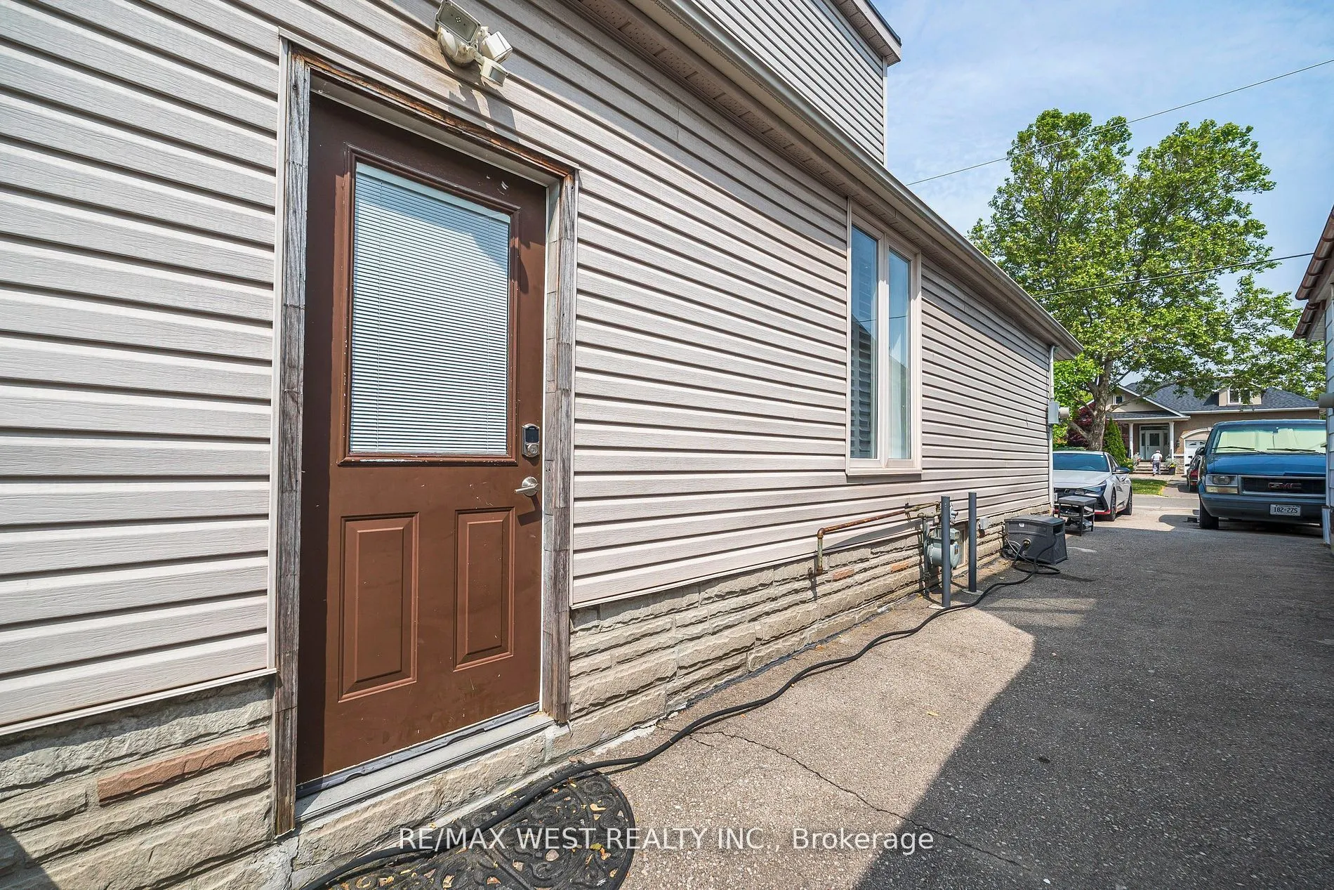 111 Hay Avenue
