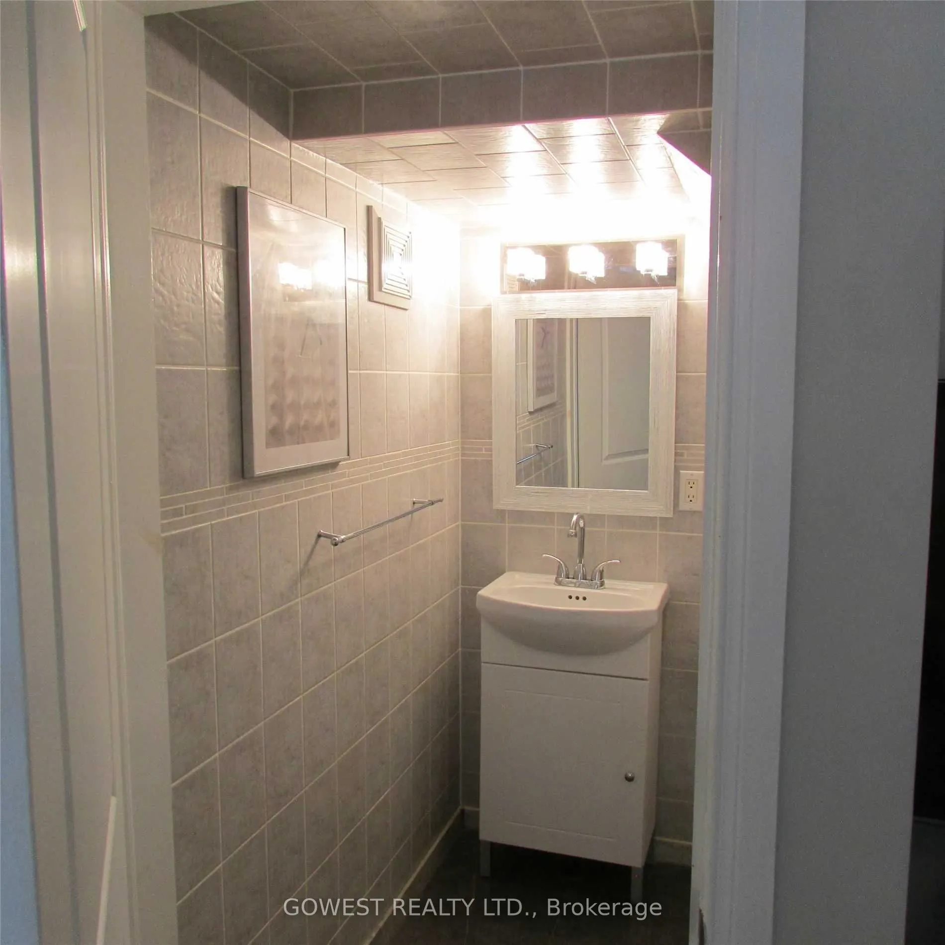 19 Troy Street, #19B
