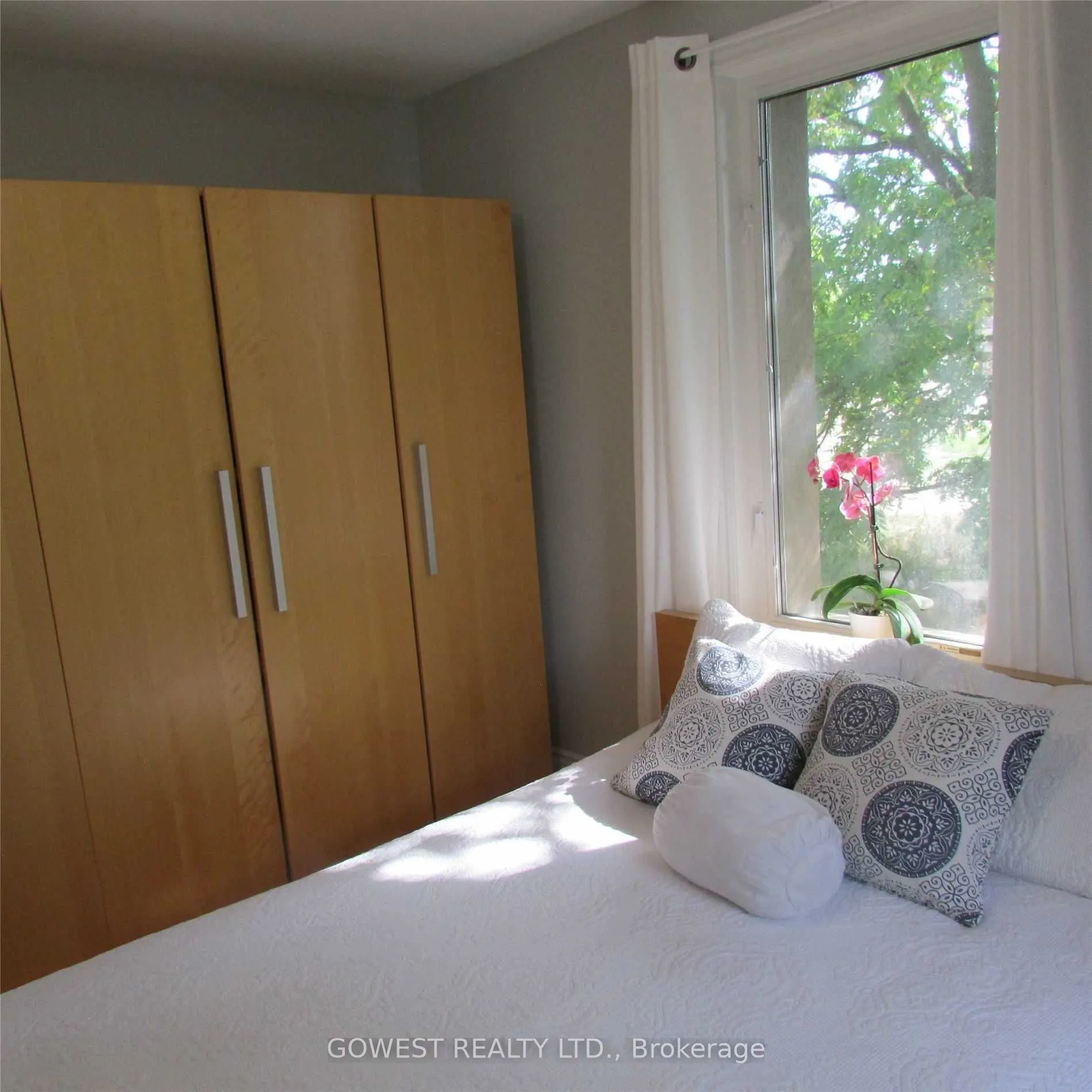 19 Troy Street, #19B