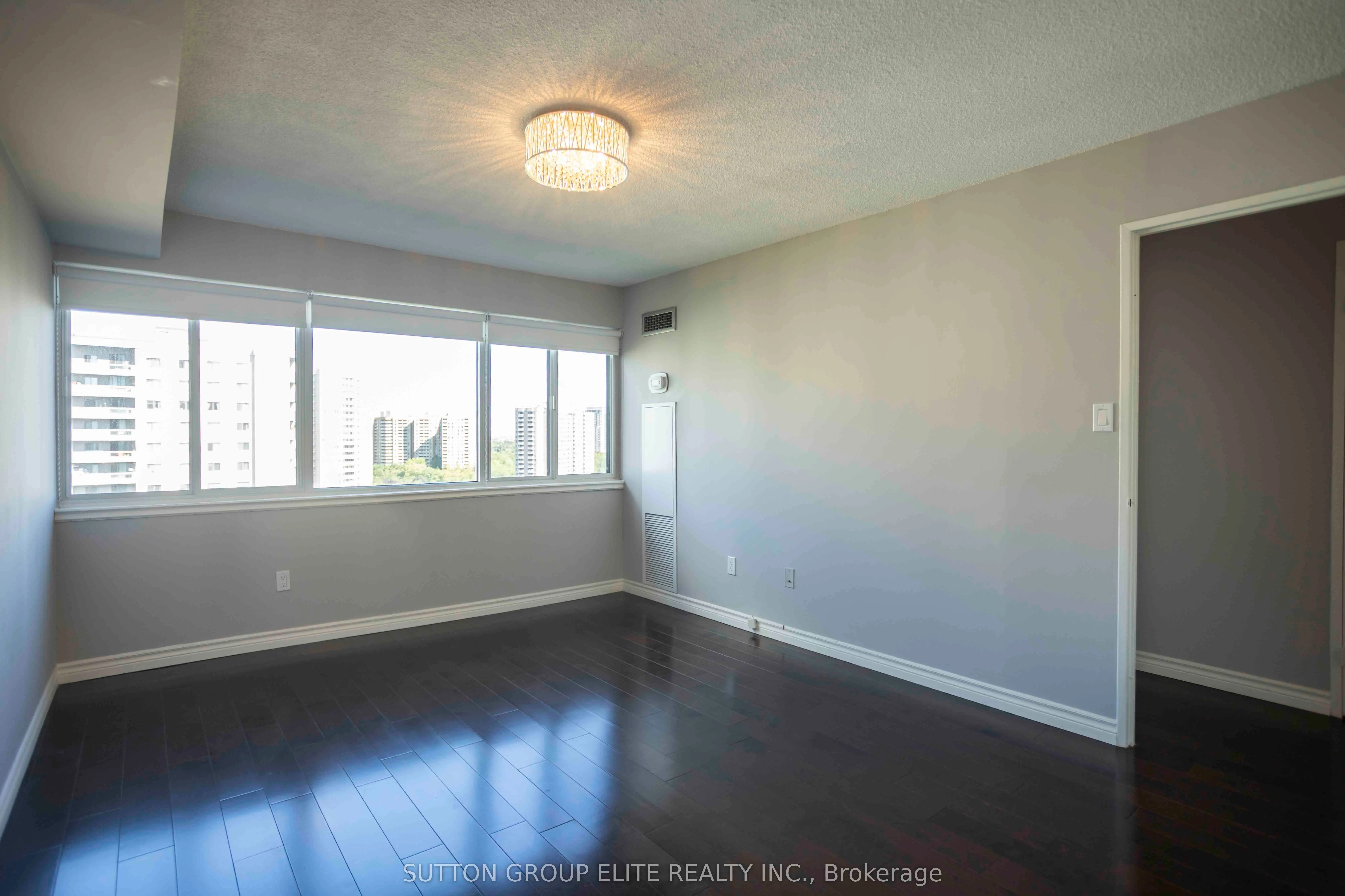 50 Elm Drive E, #1704