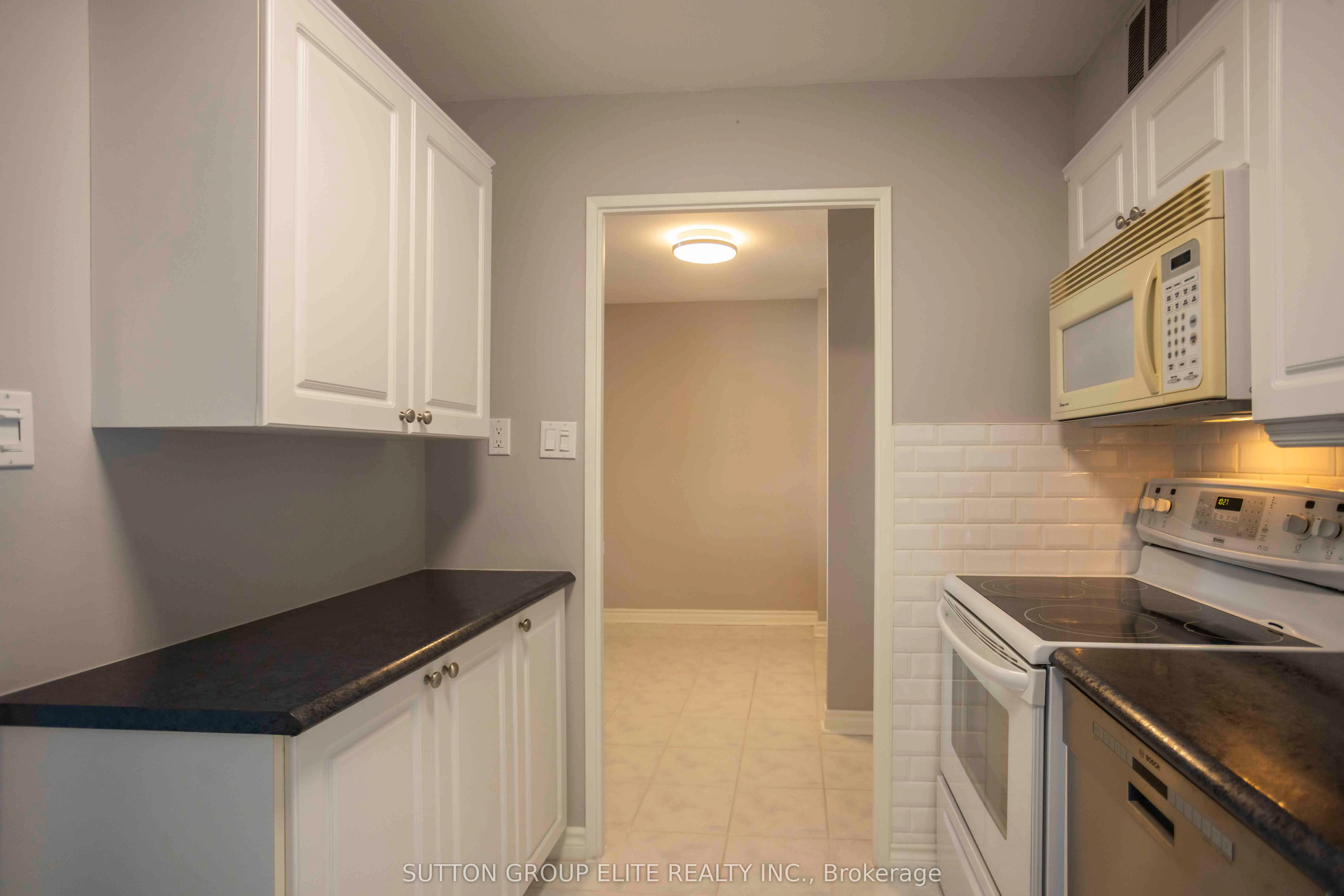 50 Elm Drive E, #1704