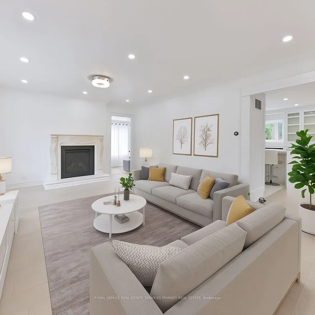 1003 Lakeshore Road W