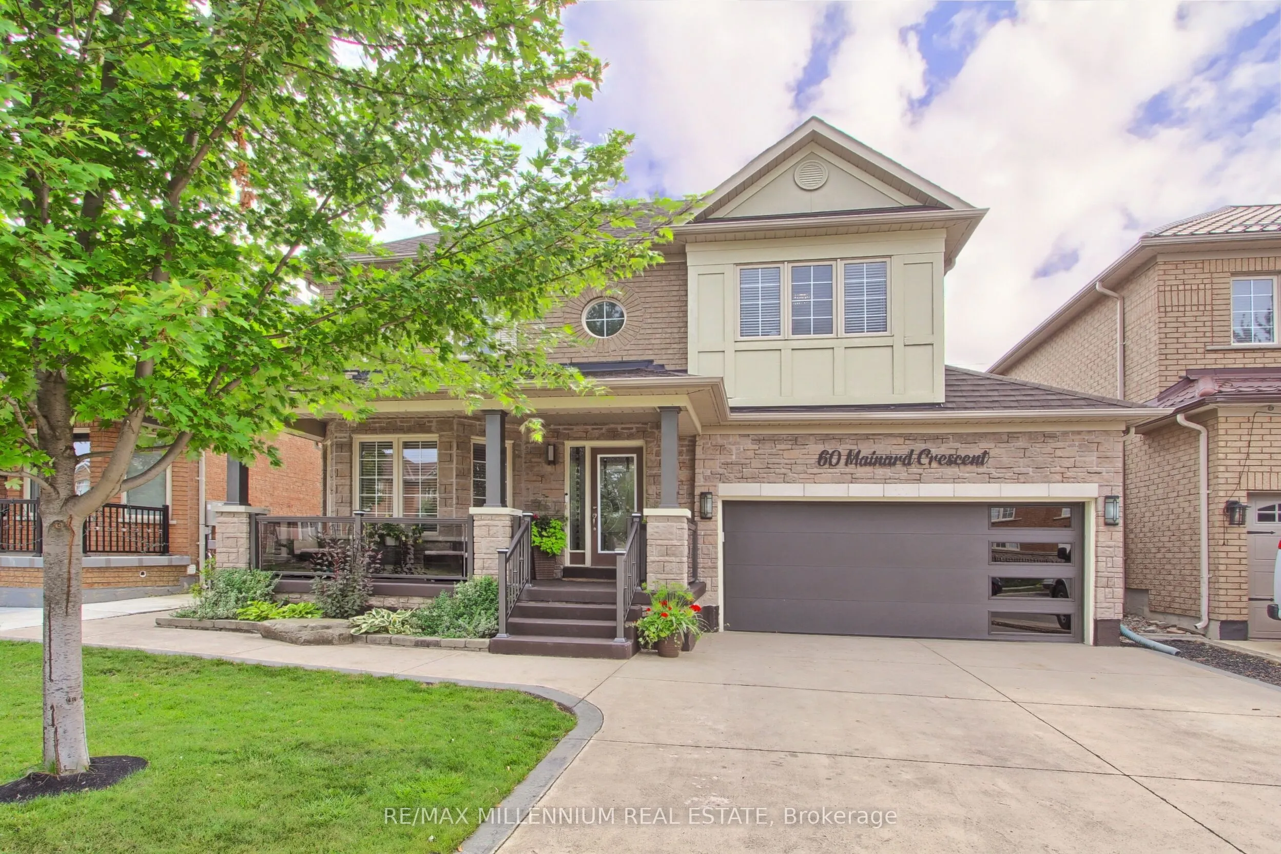 60 Mainard Crescent