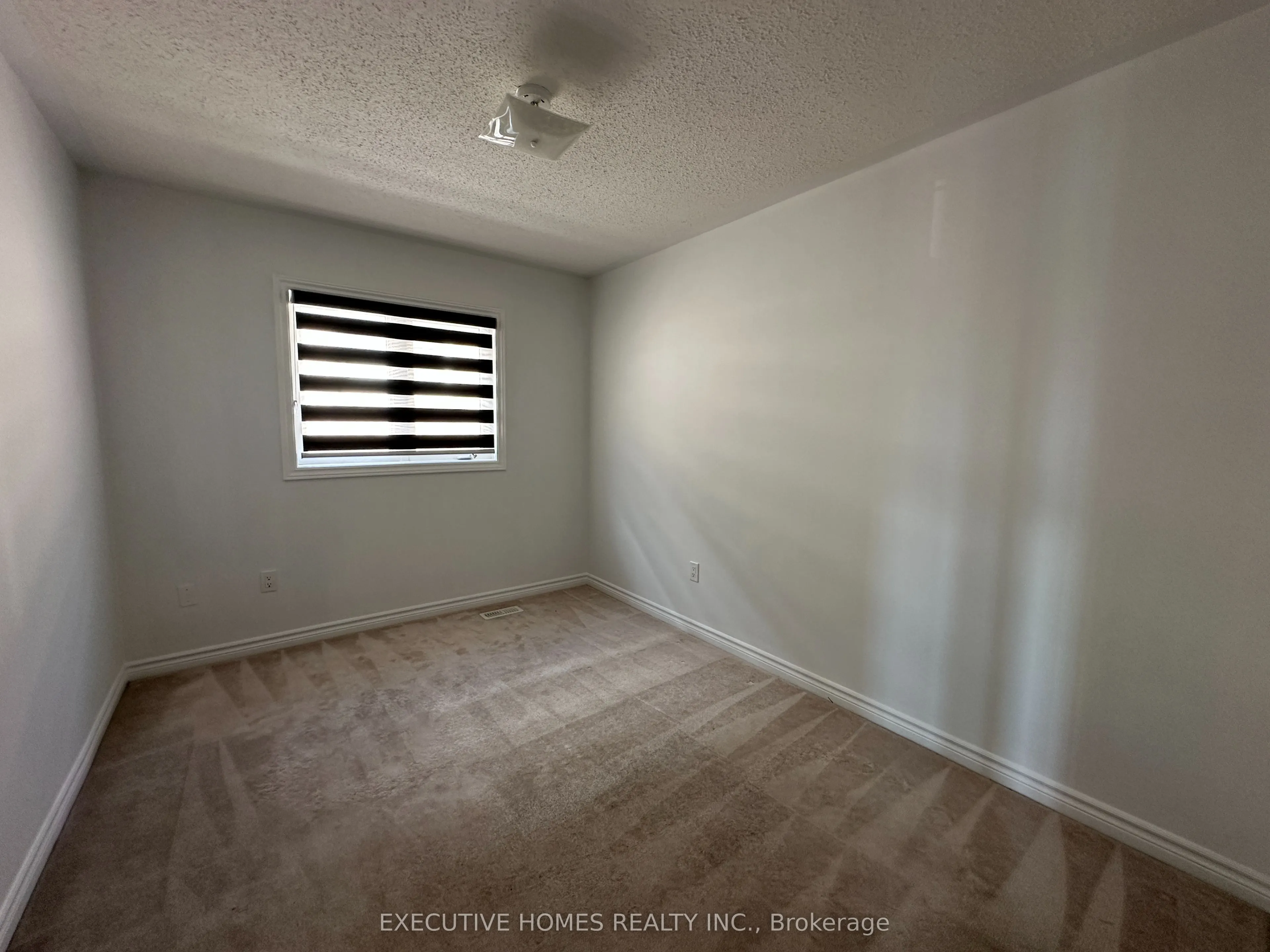 21 Elmcrest Drive