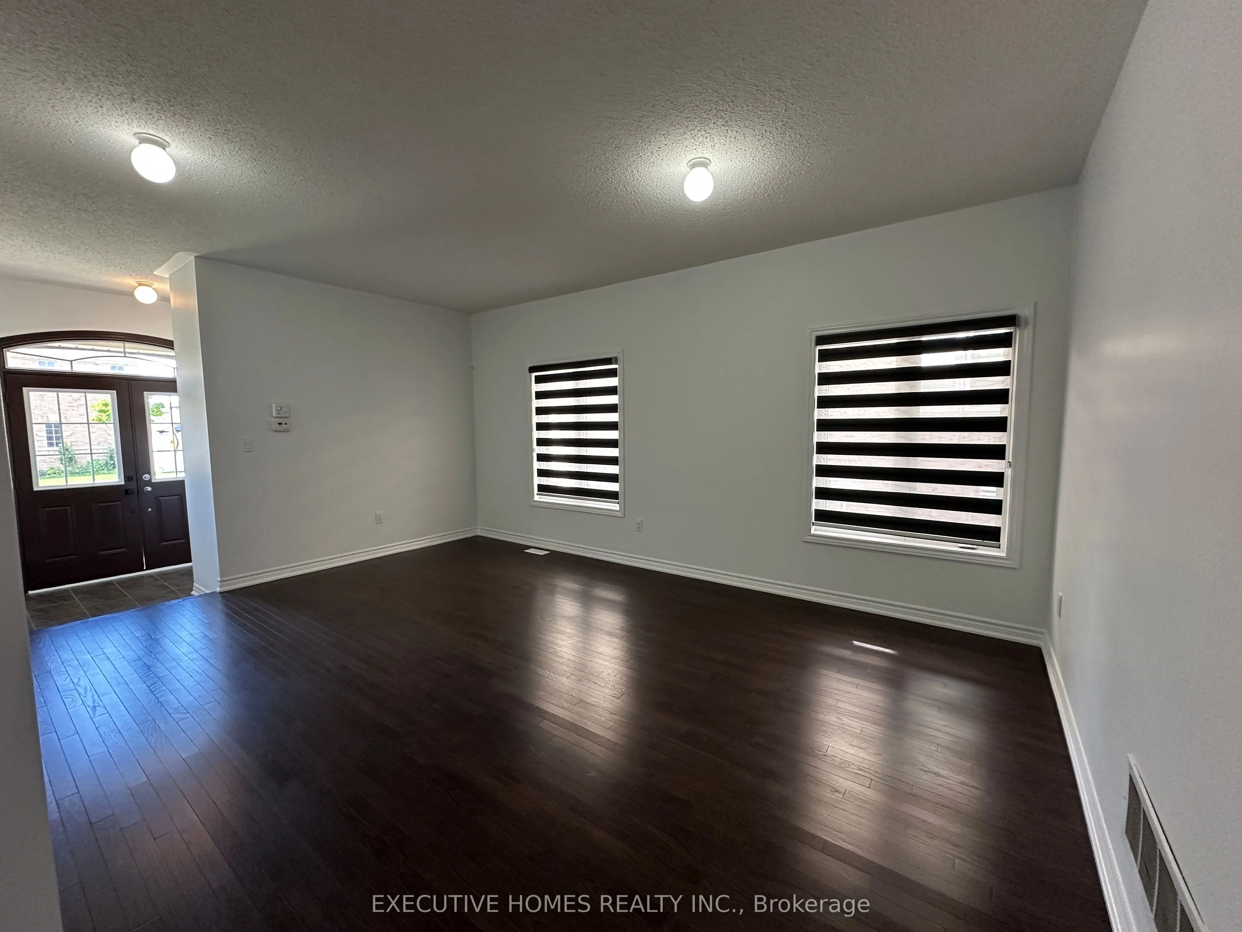 21 Elmcrest Drive