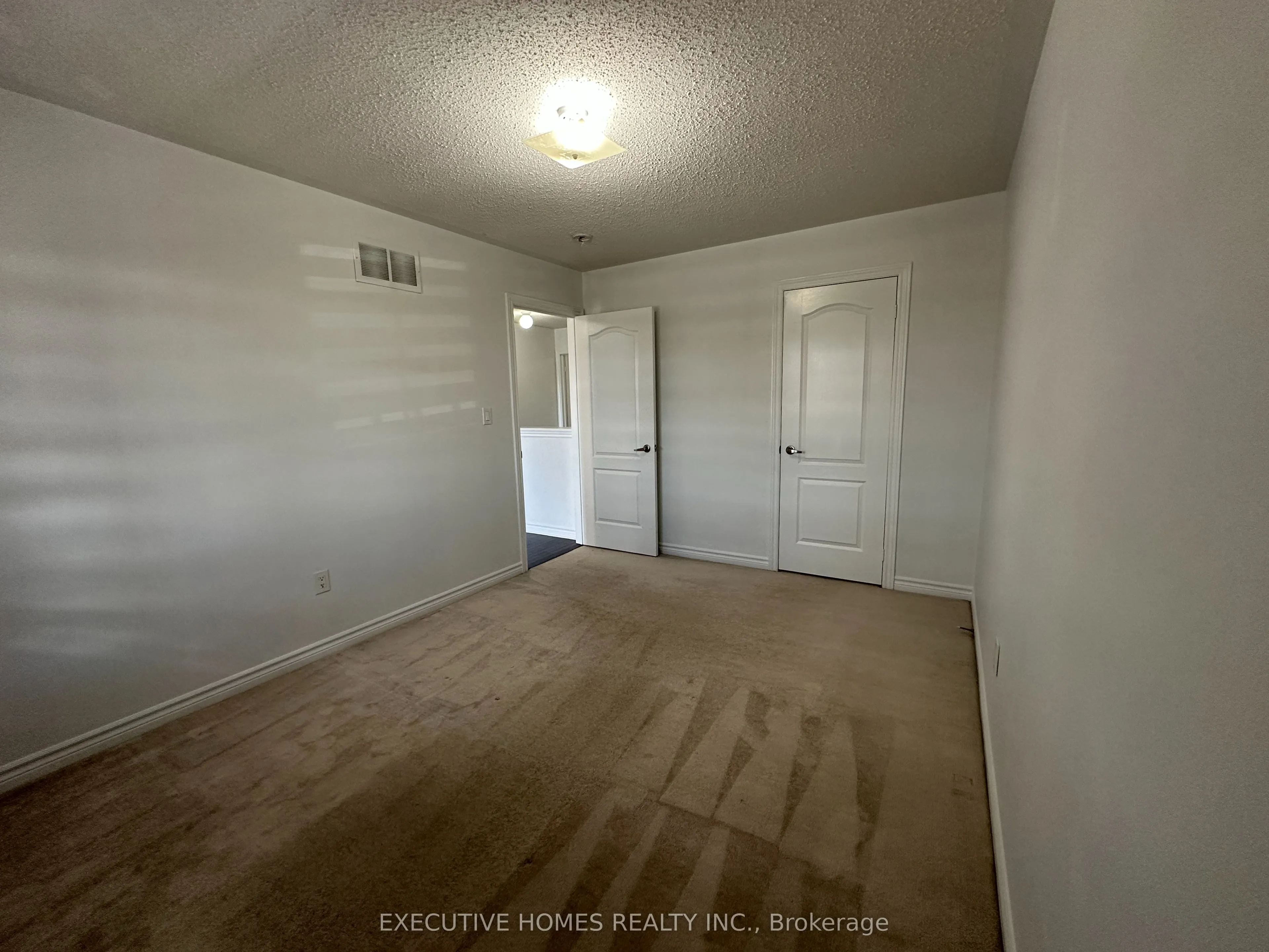 21 Elmcrest Drive