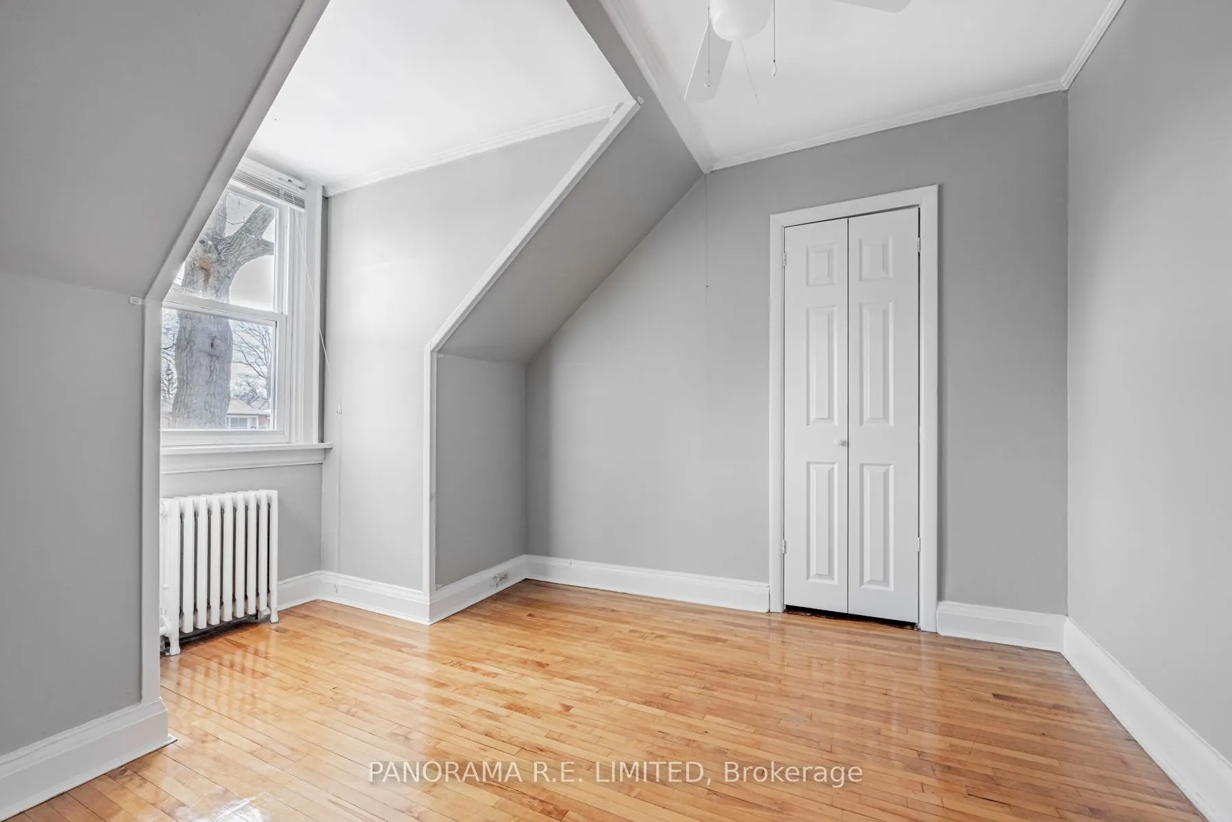 8 Thirty Third Street, #4