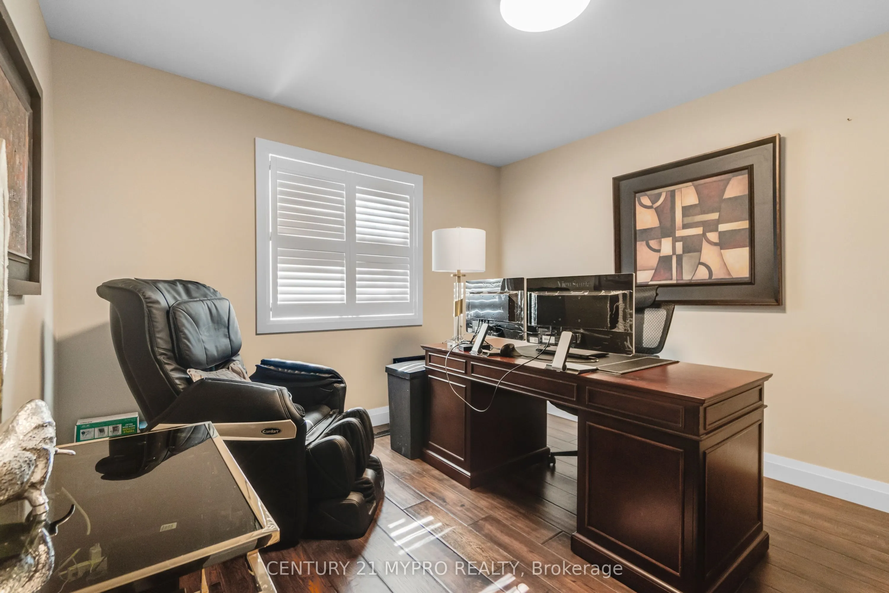 1115 Sheltered Oak Court