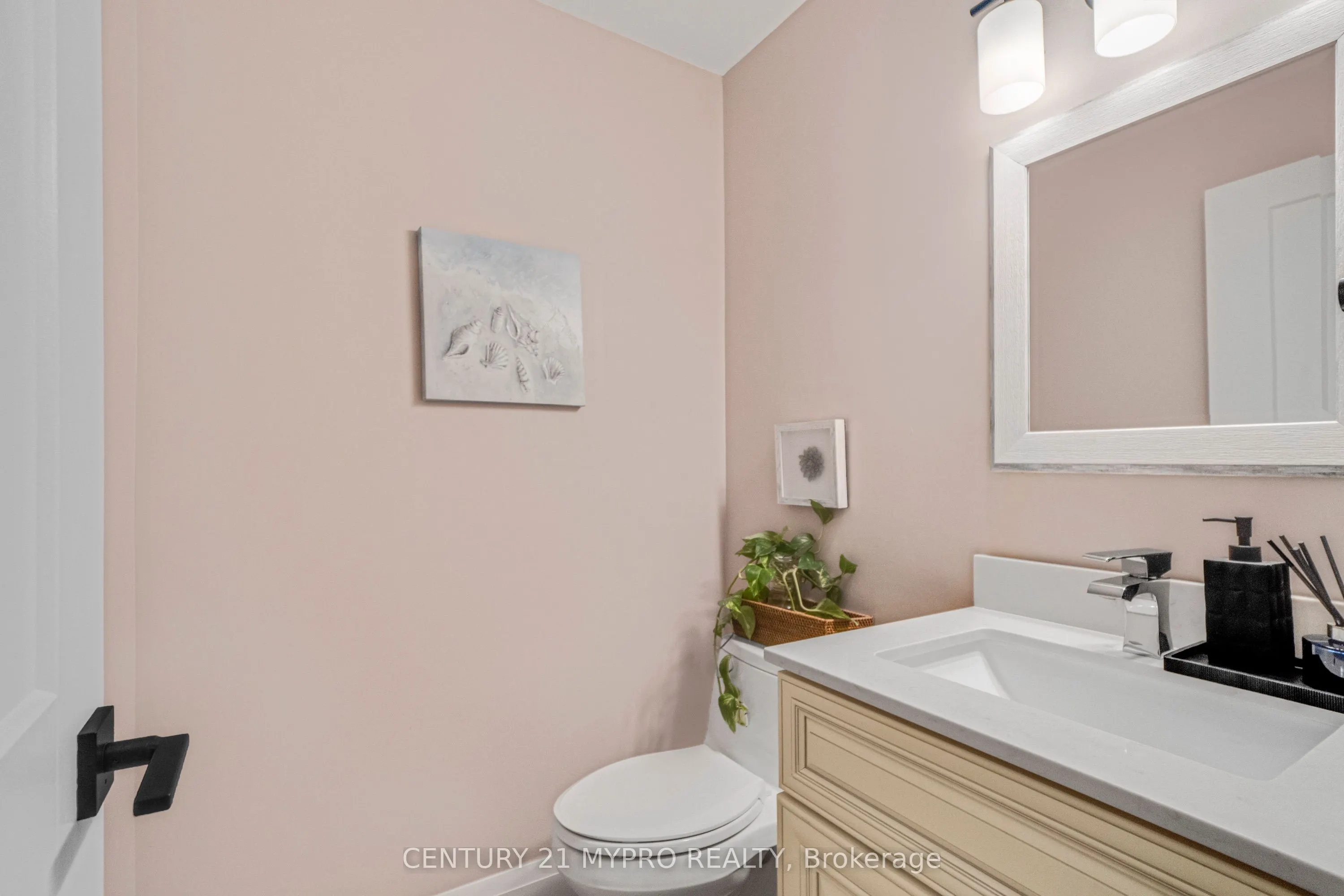 1115 Sheltered Oak Court