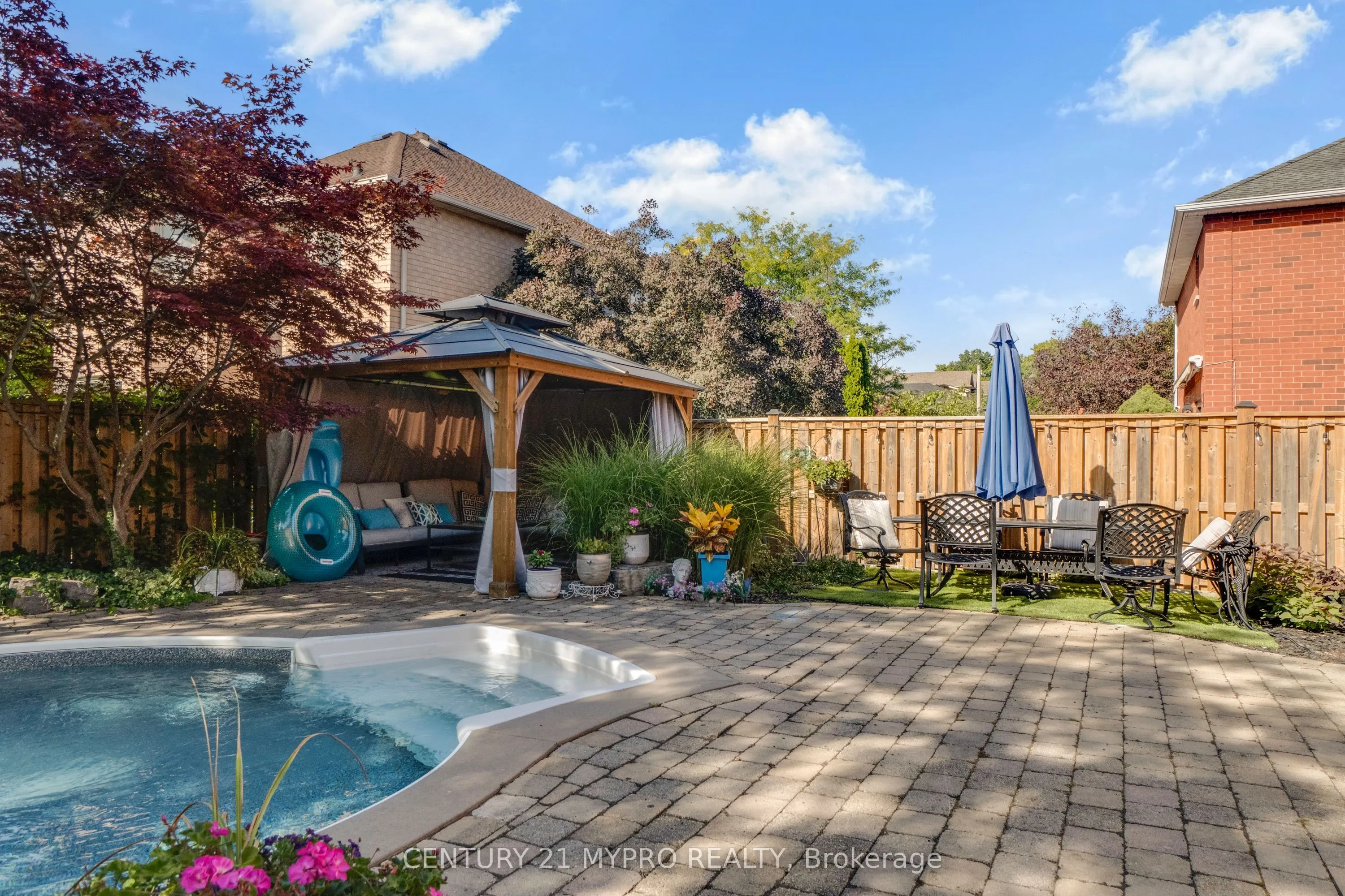 1115 Sheltered Oak Court