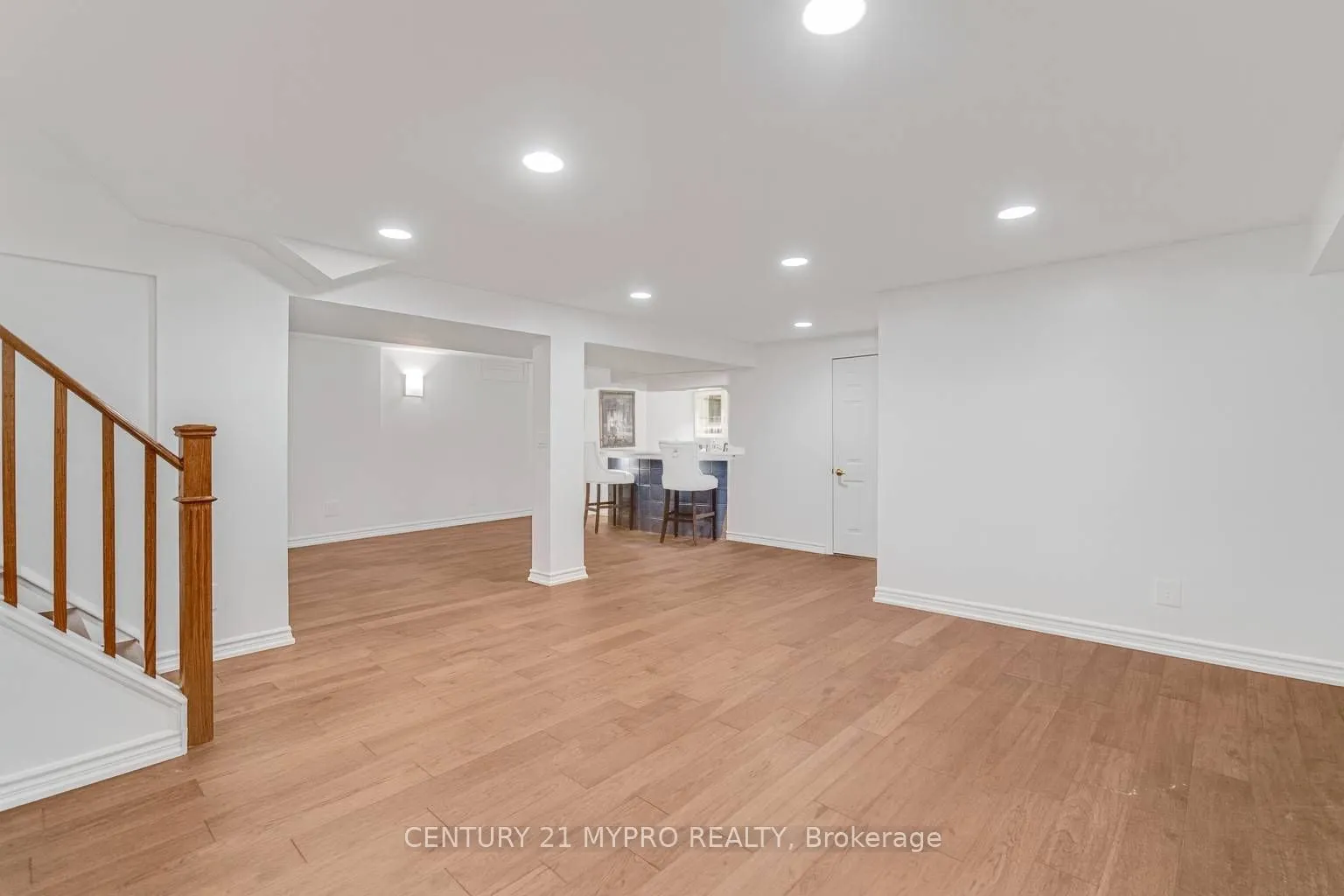1115 Sheltered Oak Court