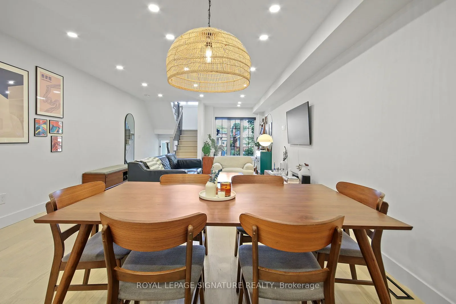 852 St Clarens Avenue, #1