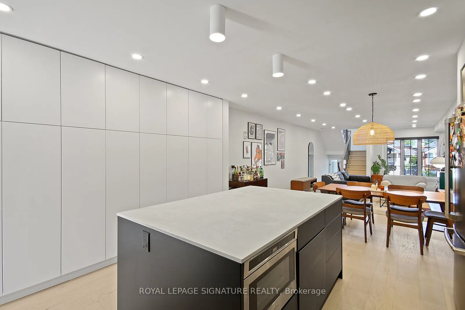 852 St Clarens Avenue, #1