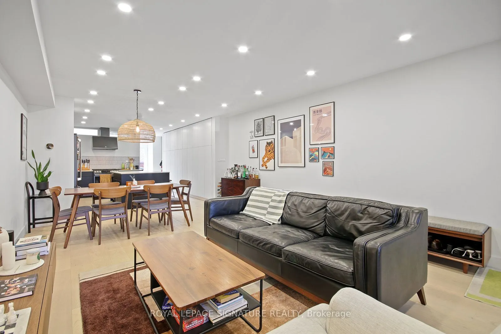852 St Clarens Avenue, #1