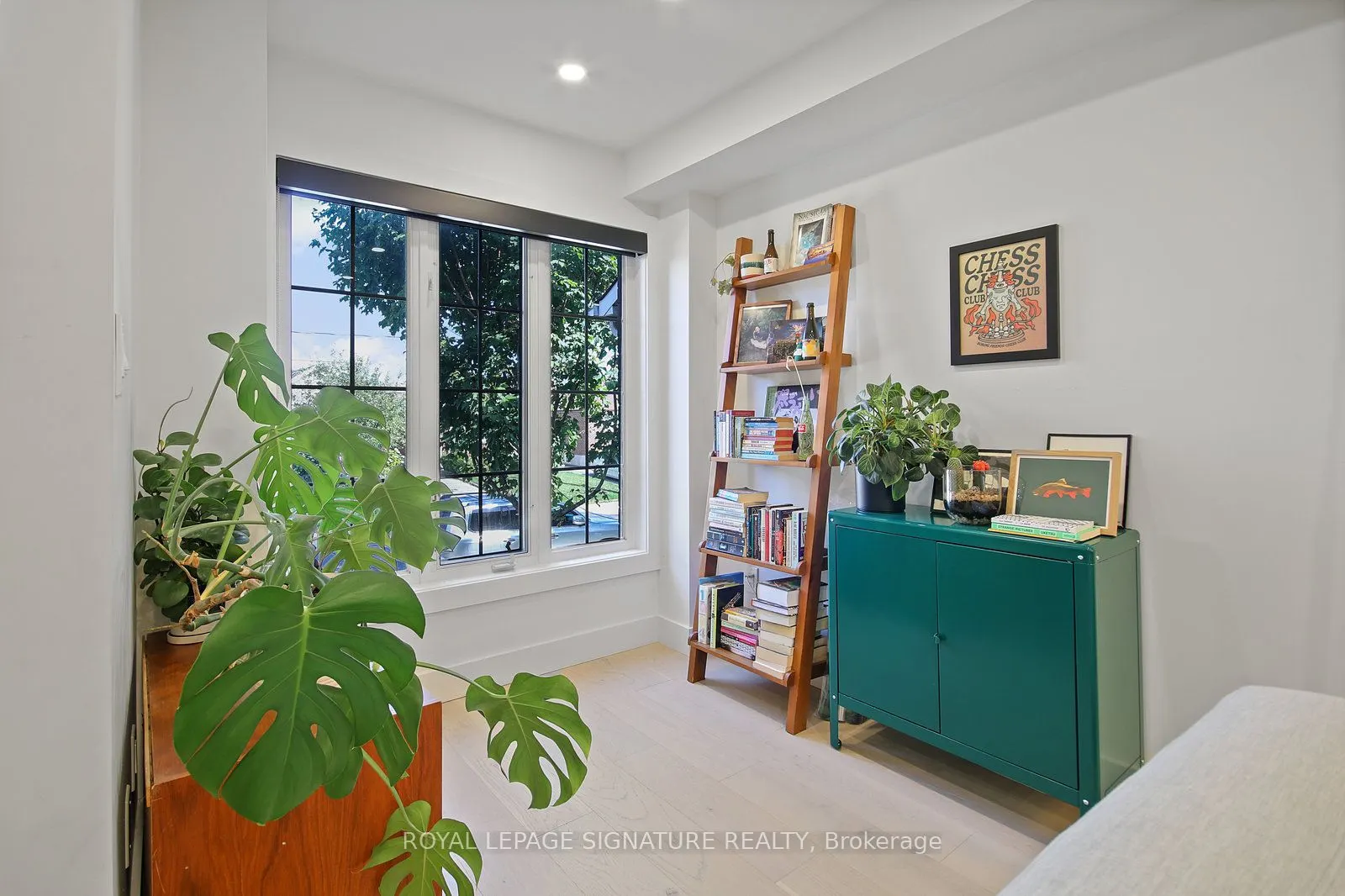 852 St Clarens Avenue, #1