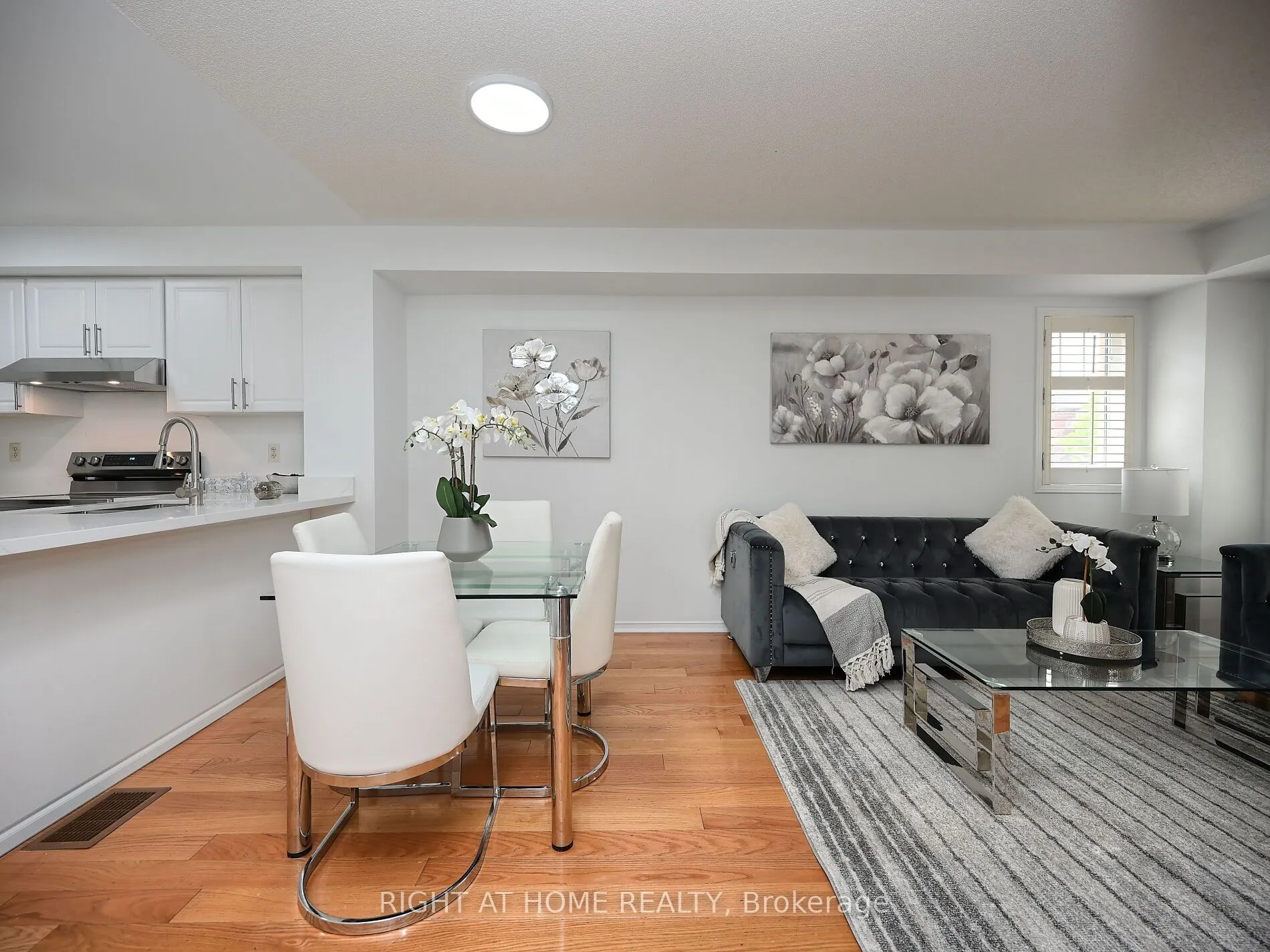 3250 Bentley Drive, #25