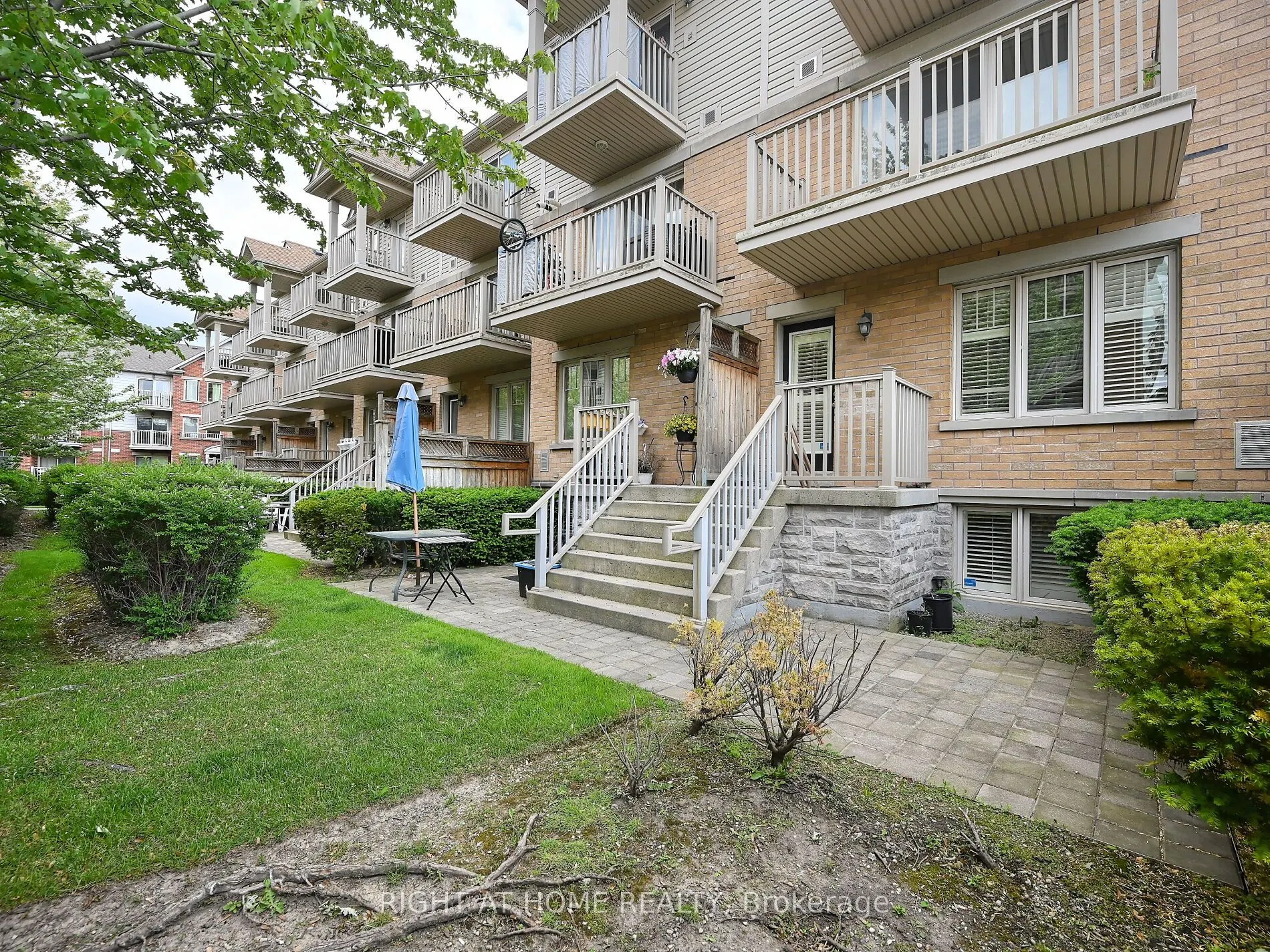 3250 Bentley Drive, #25